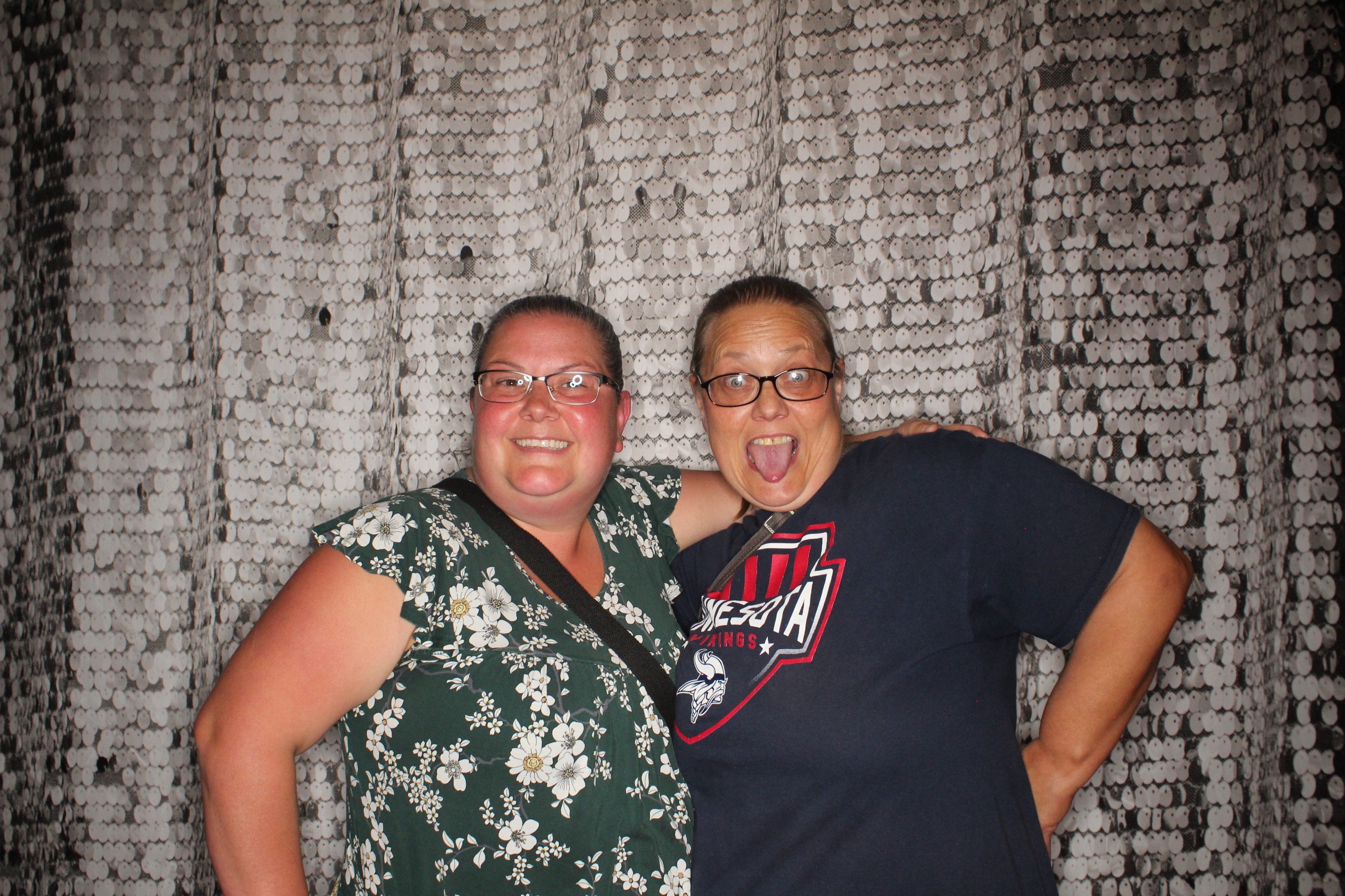 Courtney's Birthday | View more photos from the event at gallery.photoboothbillings.com/u/PhotoBoothBillings/Courtneys-Birthday