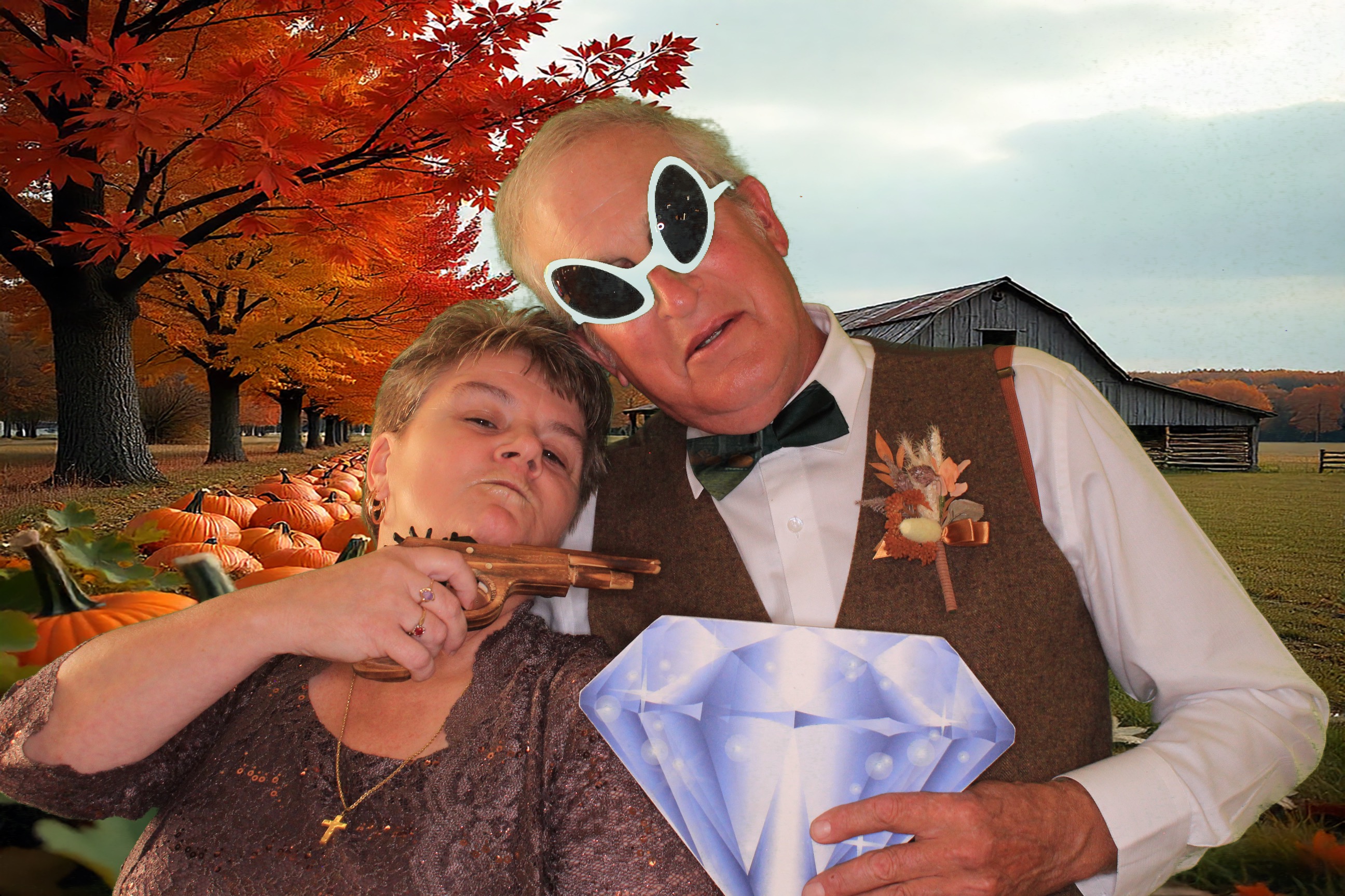 Day Lynn and Justin's Wedding | View more photos from the event at gallery.photoboothbillings.com/u/PhotoBoothBillings/Day-Lynn-and-Justins-Wedding