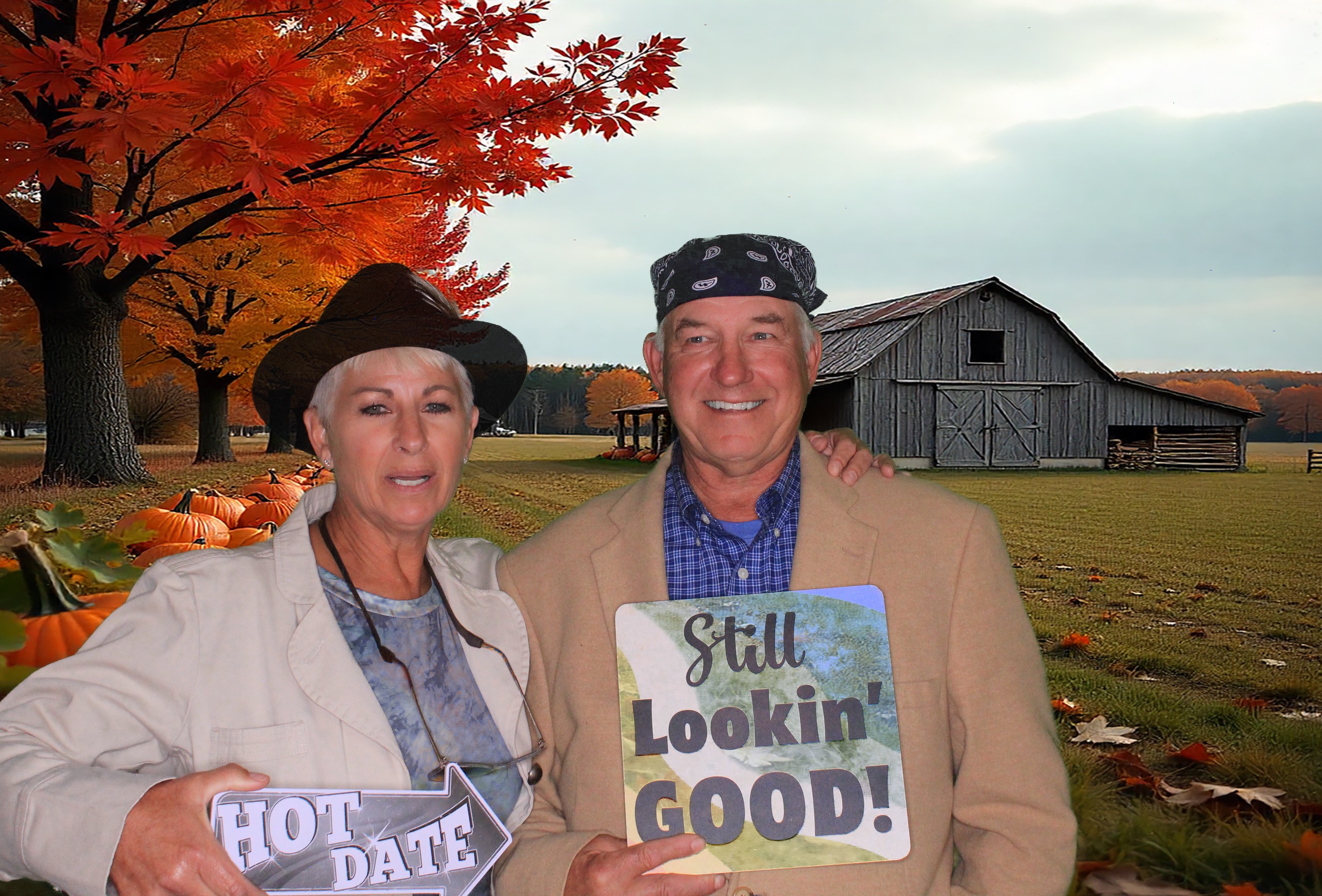 Day Lynn and Justin's Wedding | View more photos from the event at gallery.photoboothbillings.com/u/PhotoBoothBillings/Day-Lynn-and-Justins-Wedding