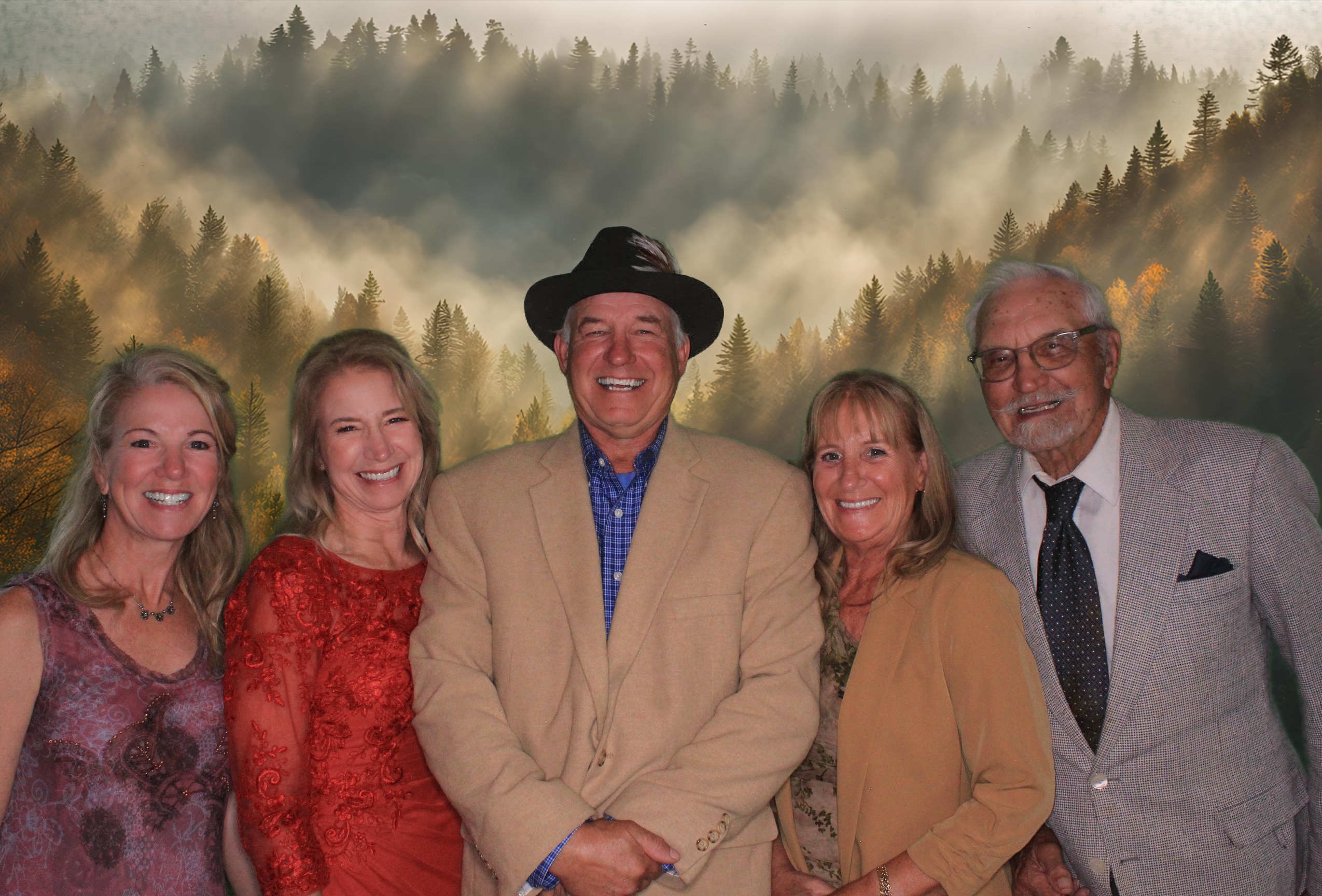 Day Lynn and Justin's Wedding | View more photos from the event at gallery.photoboothbillings.com/u/PhotoBoothBillings/Day-Lynn-and-Justins-Wedding