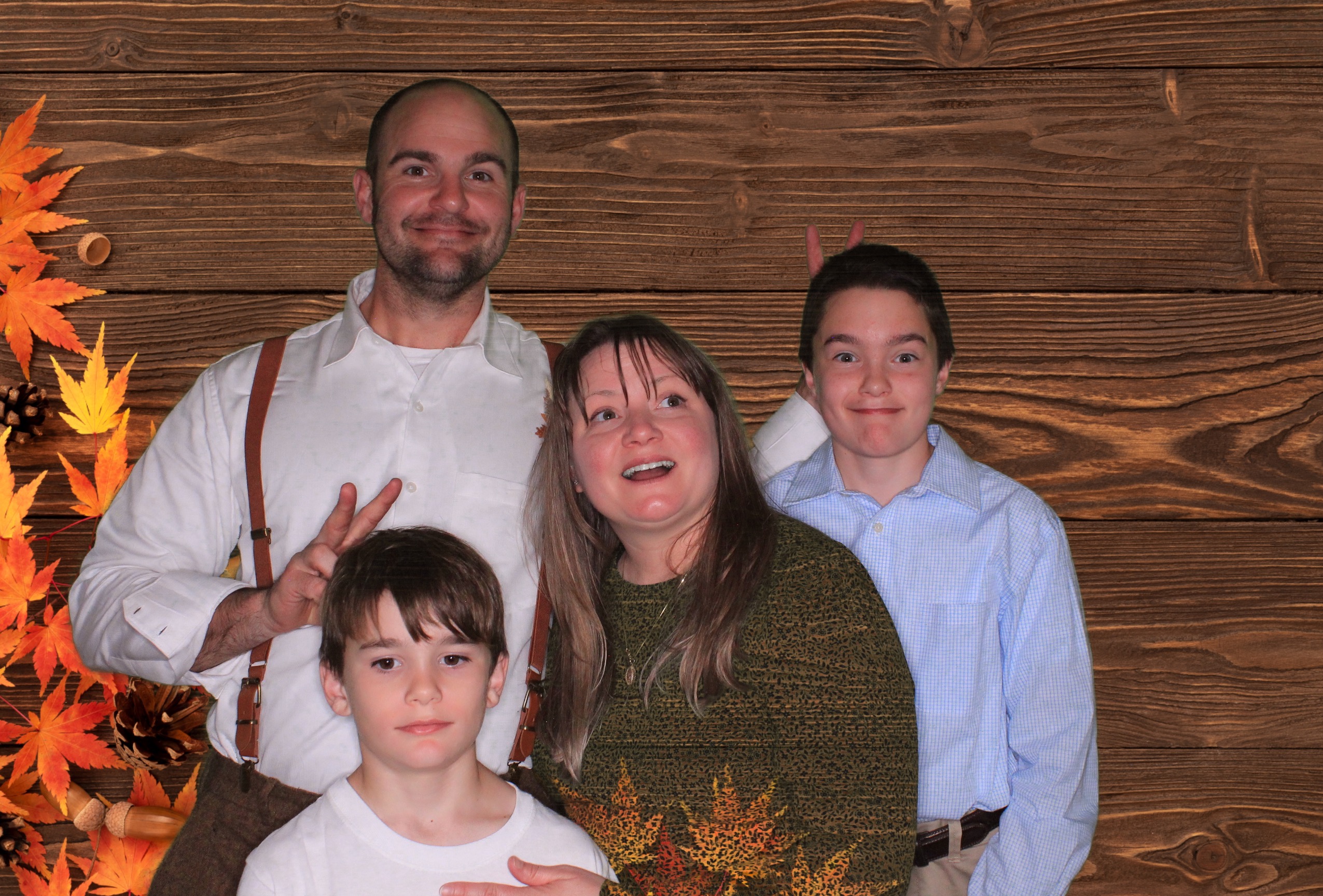 Day Lynn and Justin's Wedding | View more photos from the event at gallery.photoboothbillings.com/u/PhotoBoothBillings/Day-Lynn-and-Justins-Wedding