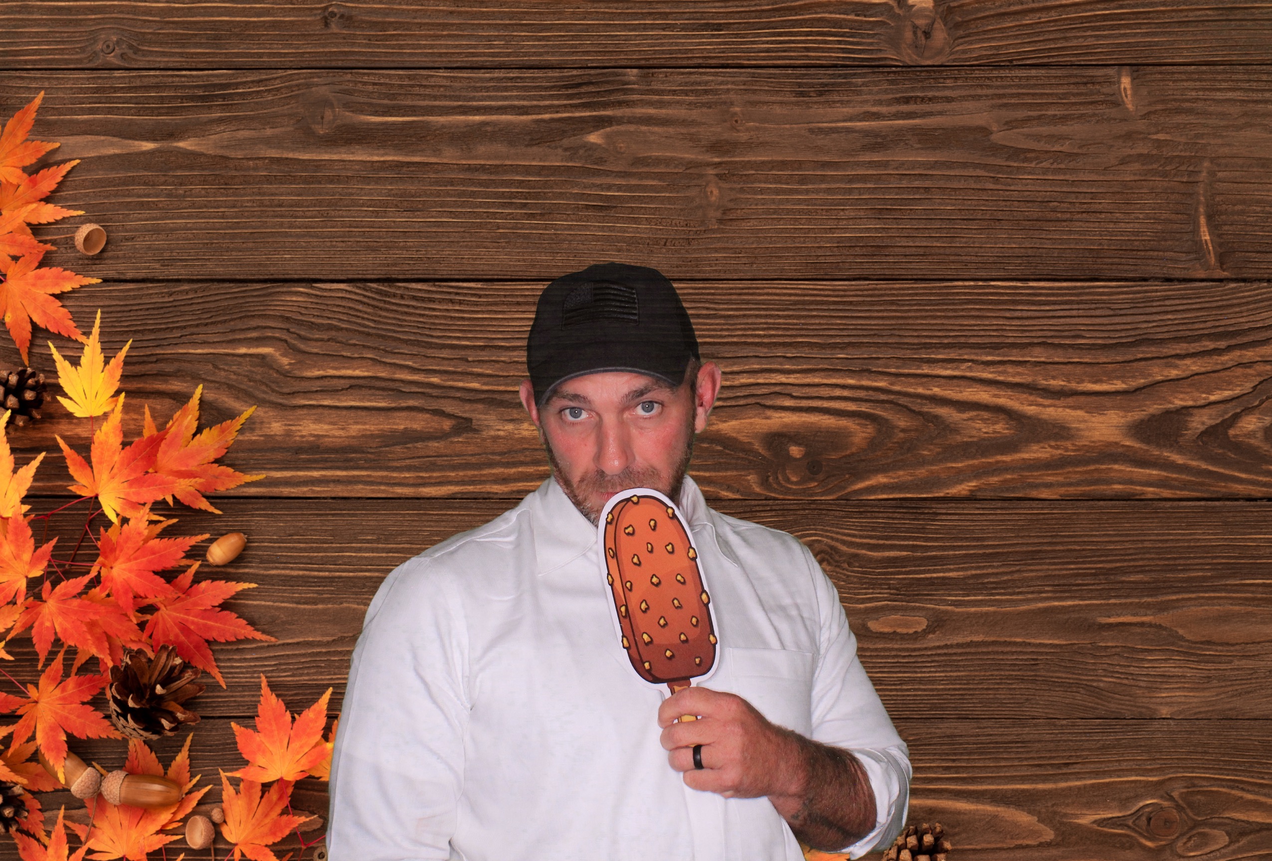 Day Lynn and Justin's Wedding | View more photos from the event at gallery.photoboothbillings.com/u/PhotoBoothBillings/Day-Lynn-and-Justins-Wedding