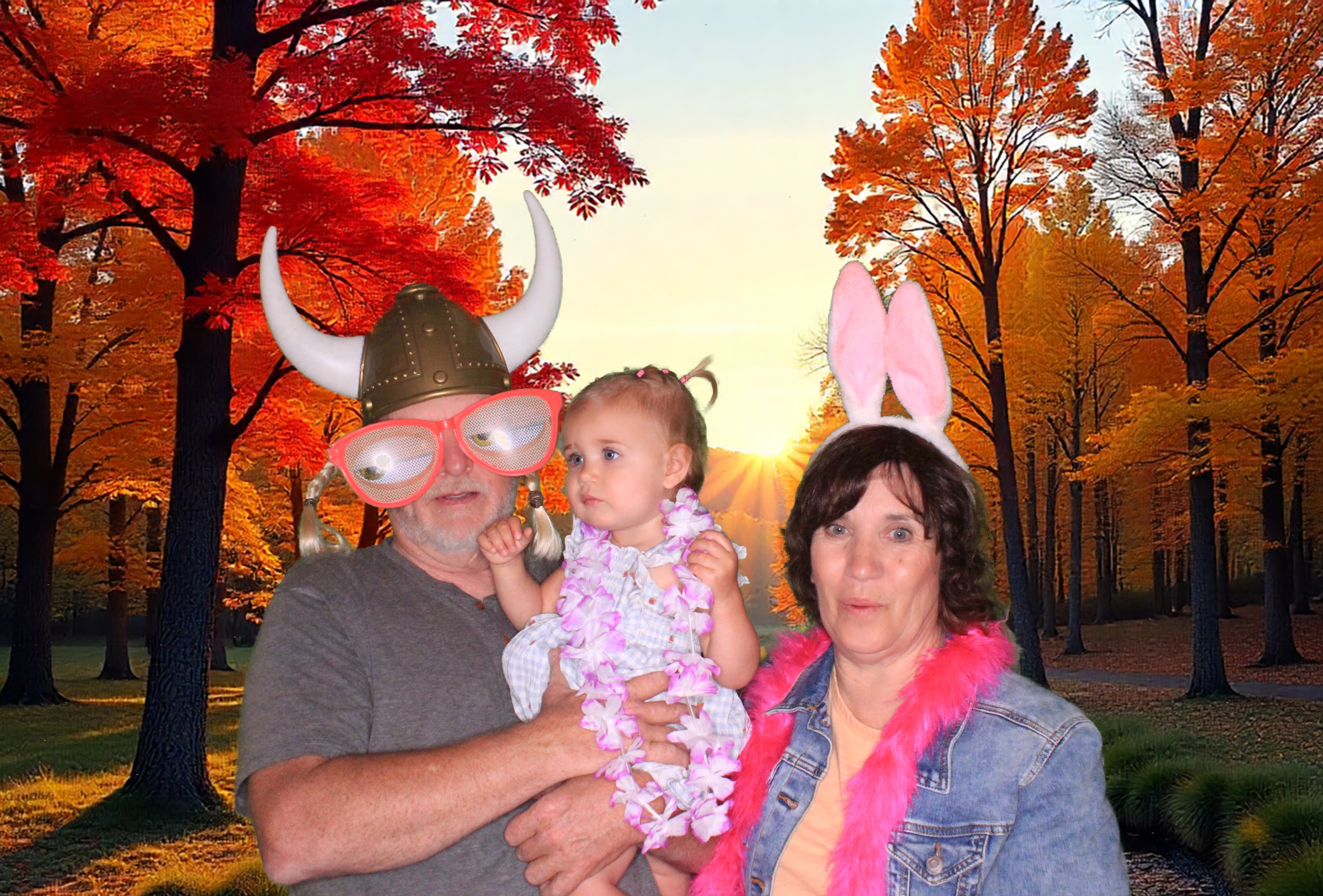 Day Lynn and Justin's Wedding | View more photos from the event at gallery.photoboothbillings.com/u/PhotoBoothBillings/Day-Lynn-and-Justins-Wedding