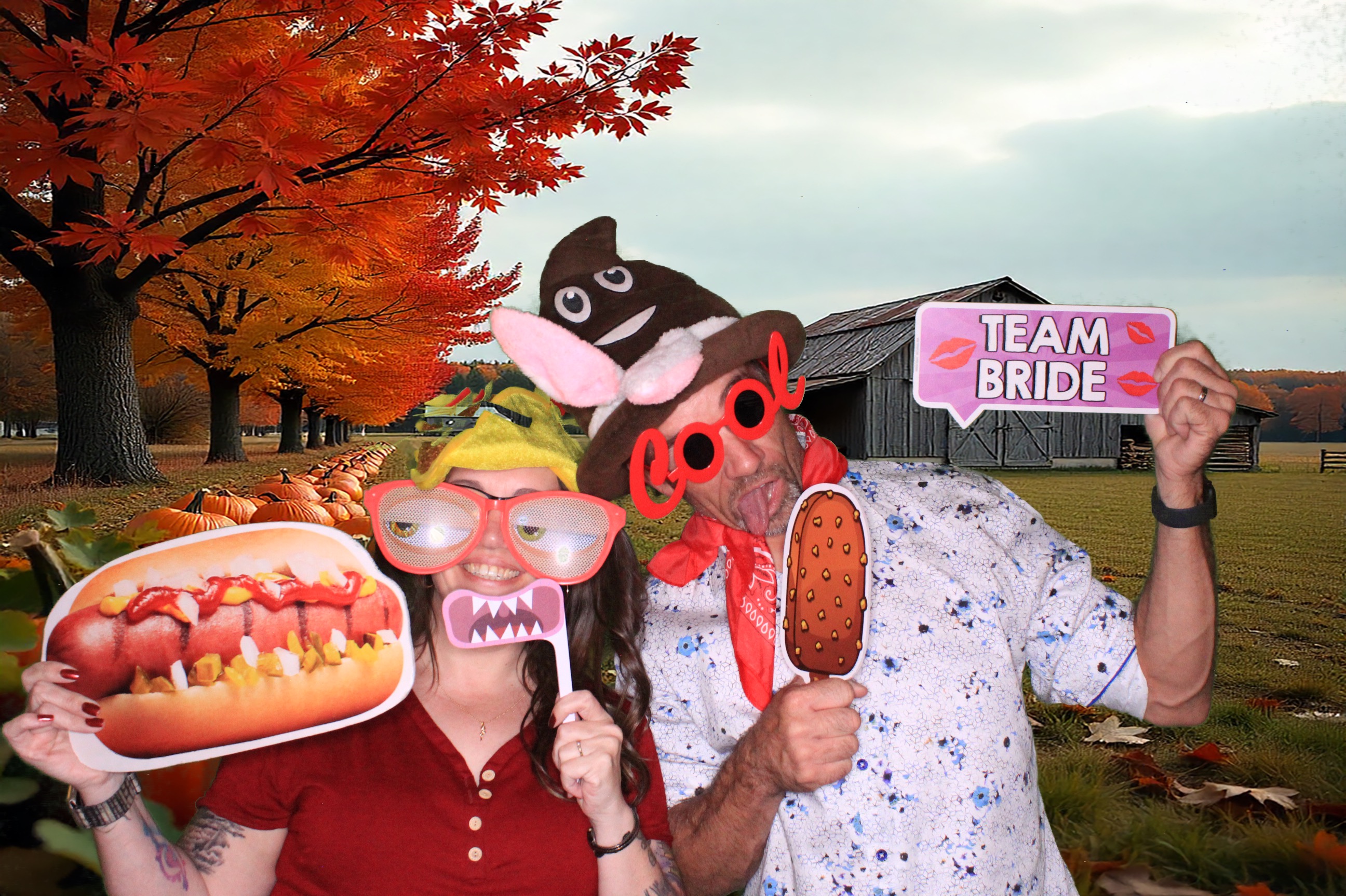 Day Lynn and Justin's Wedding | View more photos from the event at gallery.photoboothbillings.com/u/PhotoBoothBillings/Day-Lynn-and-Justins-Wedding