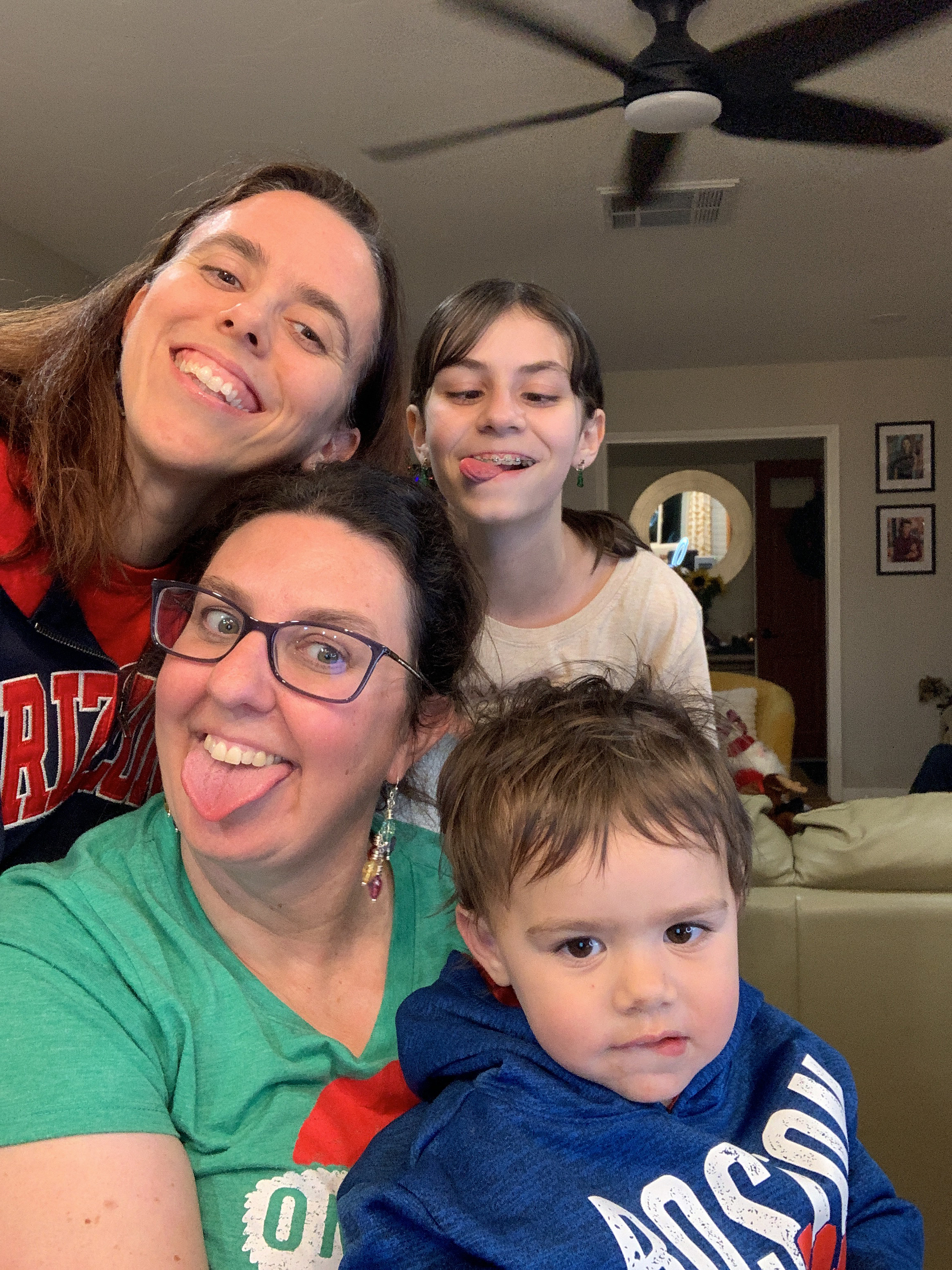 Fam Jam 2025 | View more photos from the event at gallery.photoboothbillings.com/u/PhotoBoothBillings/Fam-Jam-2025