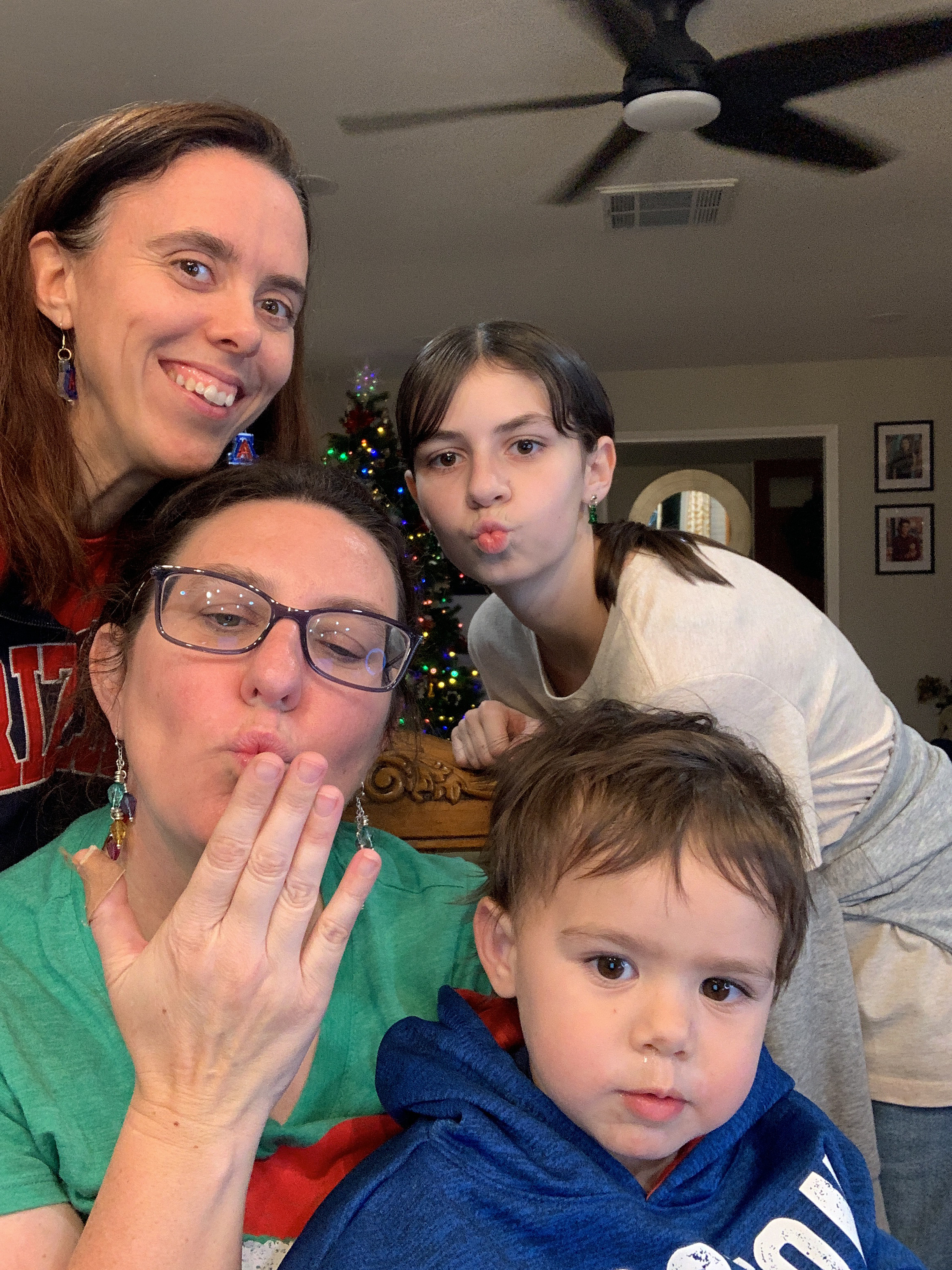 Fam Jam 2025 | View more photos from the event at gallery.photoboothbillings.com/u/PhotoBoothBillings/Fam-Jam-2025