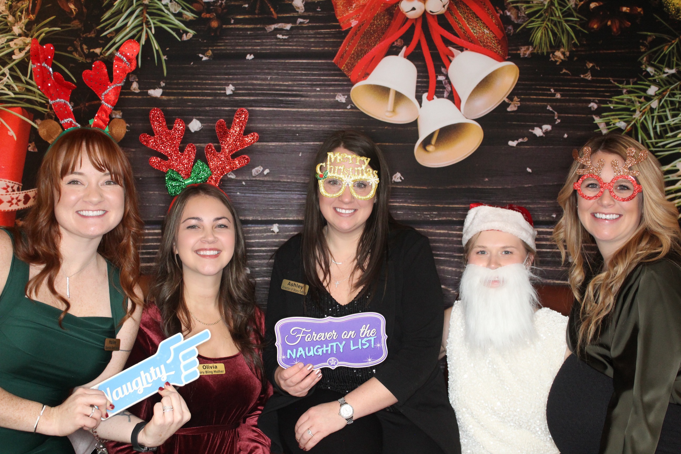 Goldsmith Gallery Holiday Party | View more photos from the event at gallery.photoboothbillings.com/u/PhotoBoothBillings/Goldsmith-Gallery-Holiday-Party