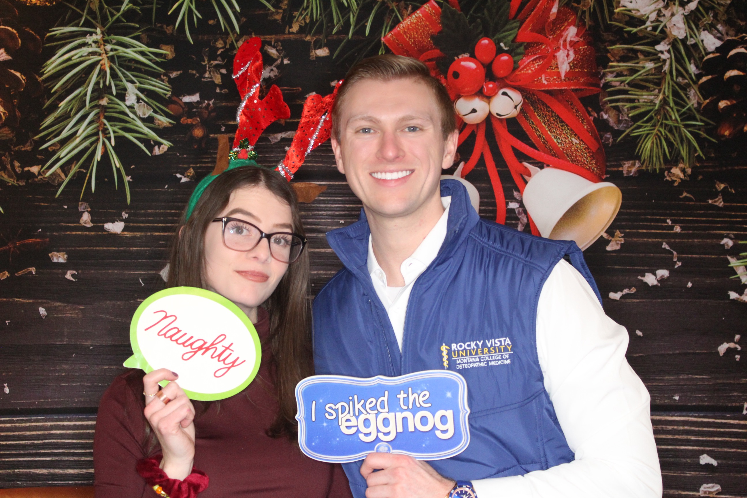 Goldsmith Gallery Holiday Party | View more photos from the event at gallery.photoboothbillings.com/u/PhotoBoothBillings/Goldsmith-Gallery-Holiday-Party