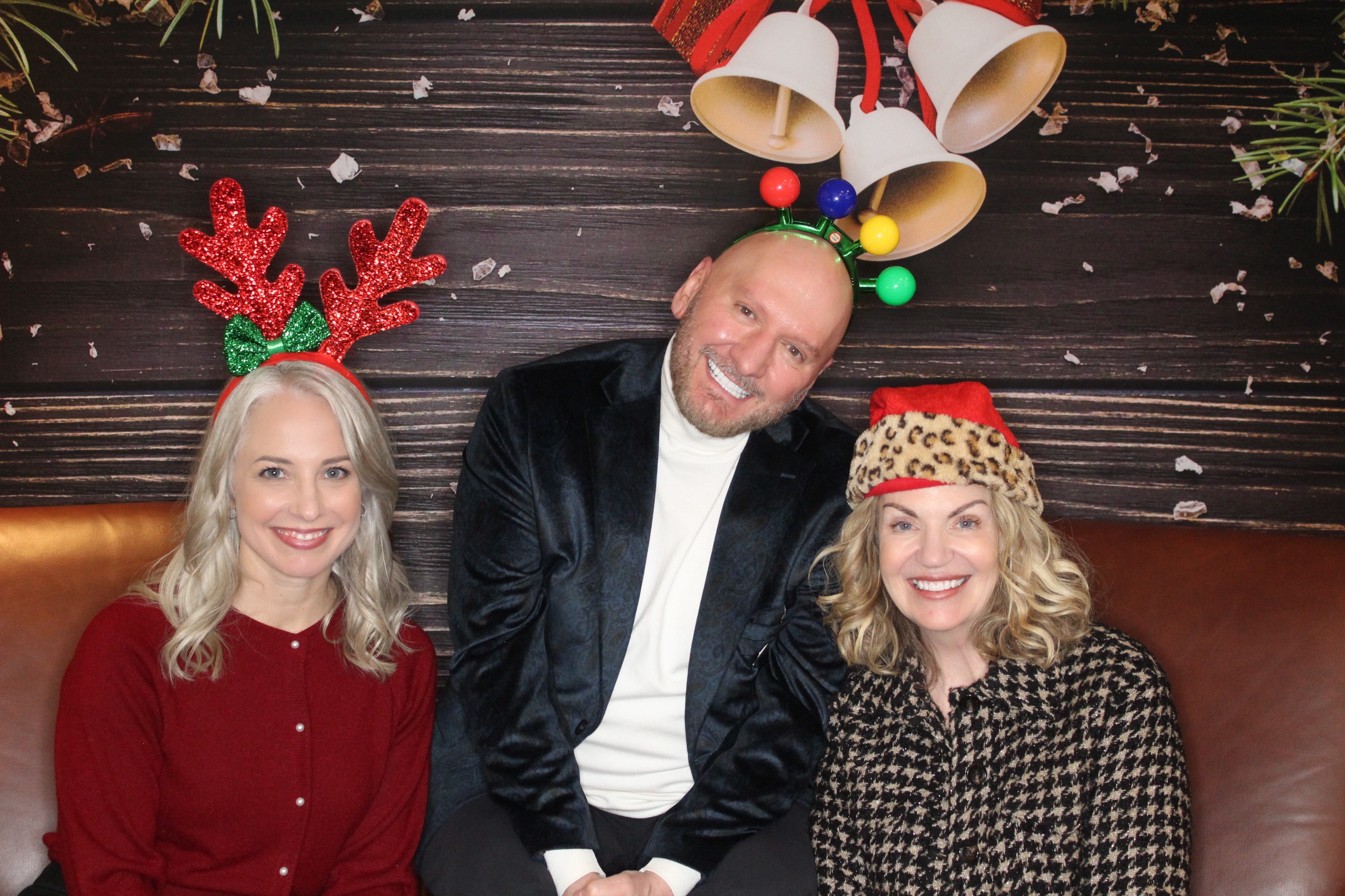 Goldsmith Gallery Holiday Party | View more photos from the event at gallery.photoboothbillings.com/u/PhotoBoothBillings/Goldsmith-Gallery-Holiday-Party