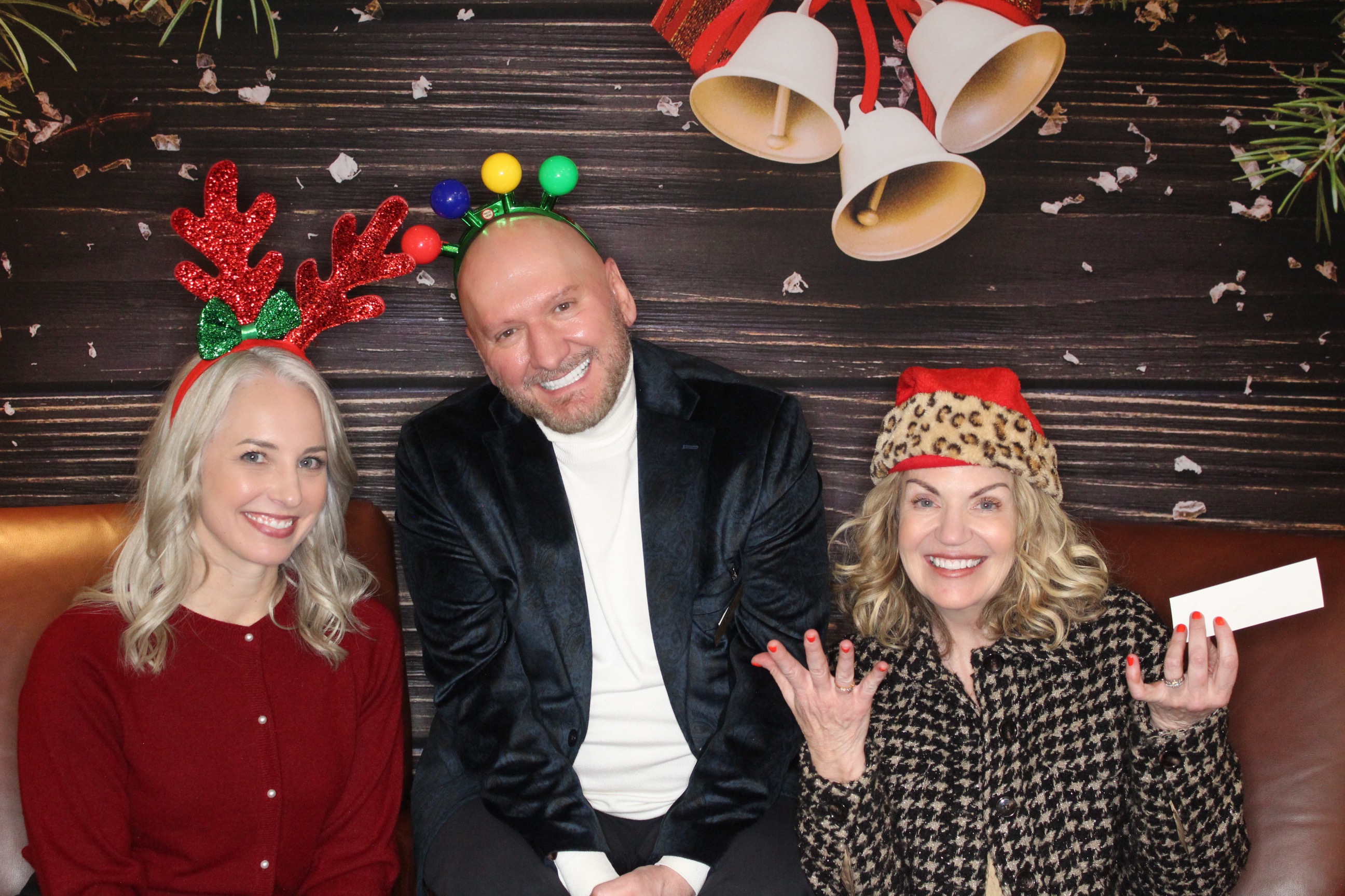 Goldsmith Gallery Holiday Party | View more photos from the event at gallery.photoboothbillings.com/u/PhotoBoothBillings/Goldsmith-Gallery-Holiday-Party