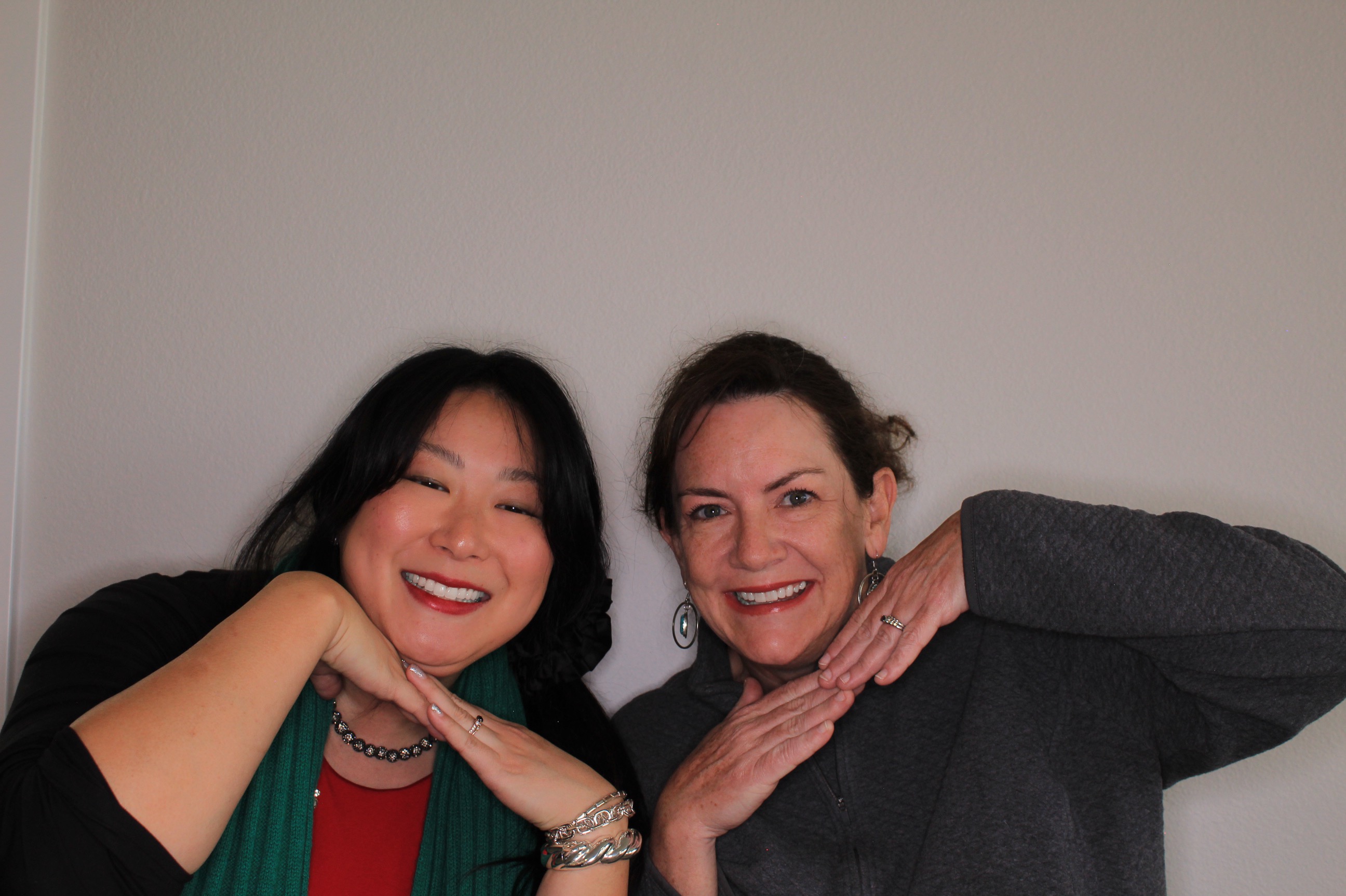 House of Colour | View more photos from the event at gallery.photoboothbillings.com/u/PhotoBoothBillings/House-of-Colour