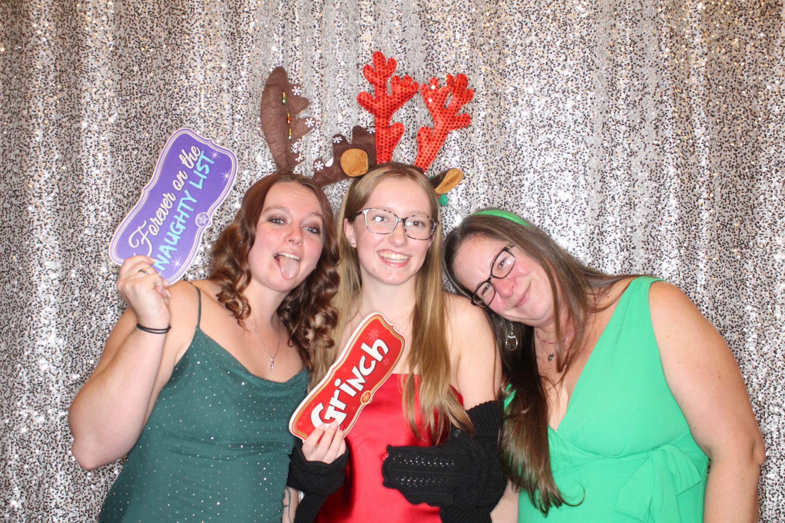 KNLC Christmas Party | View more photos from the event at gallery.photoboothbillings.com/u/PhotoBoothBillings/KNLC-Christmas-Party