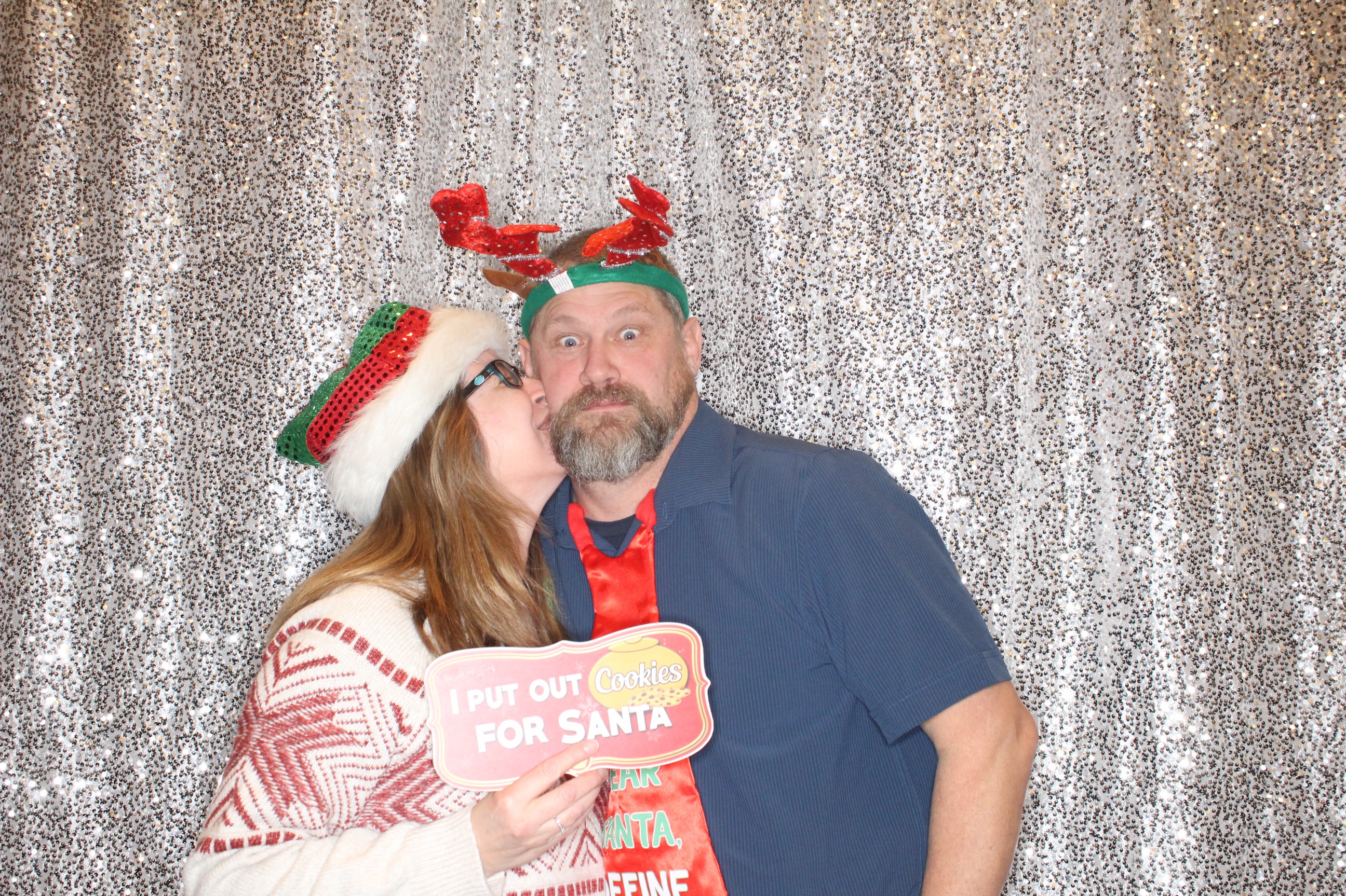 KNLC Christmas Party | View more photos from the event at gallery.photoboothbillings.com/u/PhotoBoothBillings/KNLC-Christmas-Party