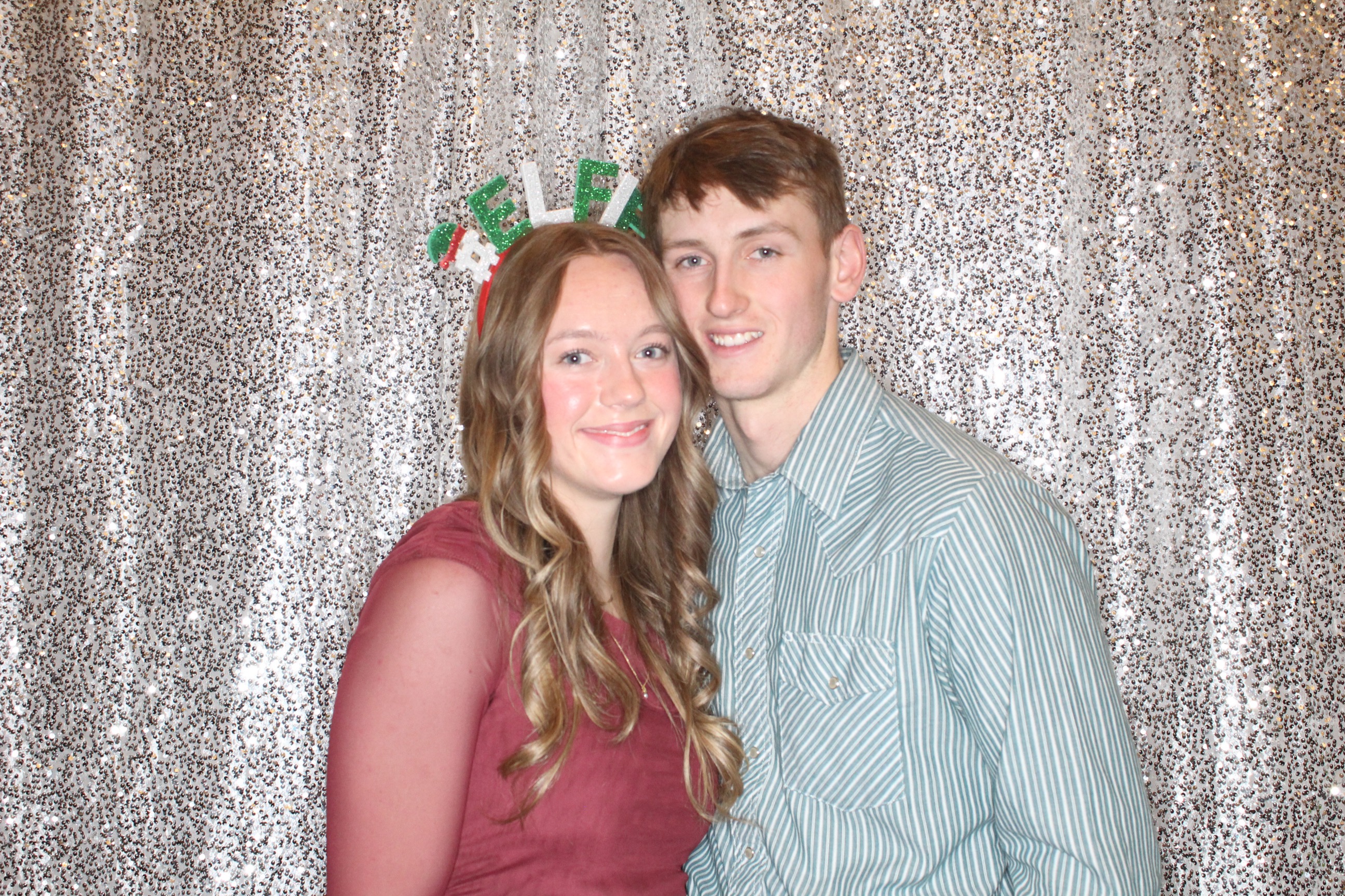 KNLC Christmas Party | View more photos from the event at gallery.photoboothbillings.com/u/PhotoBoothBillings/KNLC-Christmas-Party