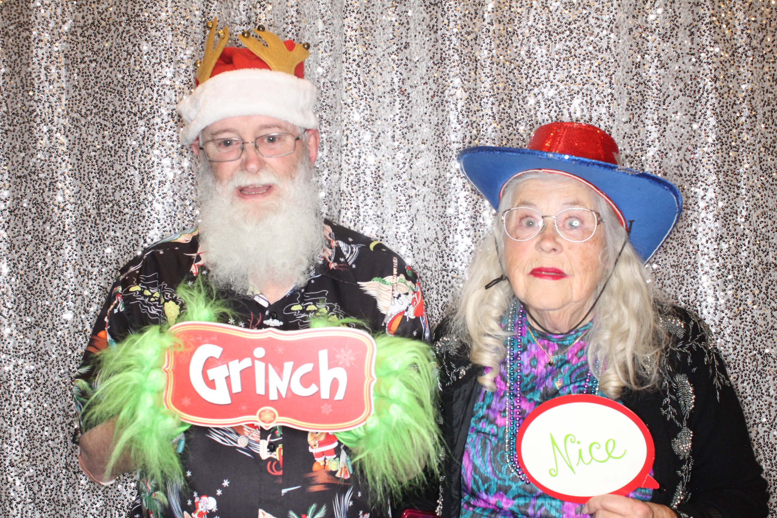 KNLC Christmas Party | View more photos from the event at gallery.photoboothbillings.com/u/PhotoBoothBillings/KNLC-Christmas-Party