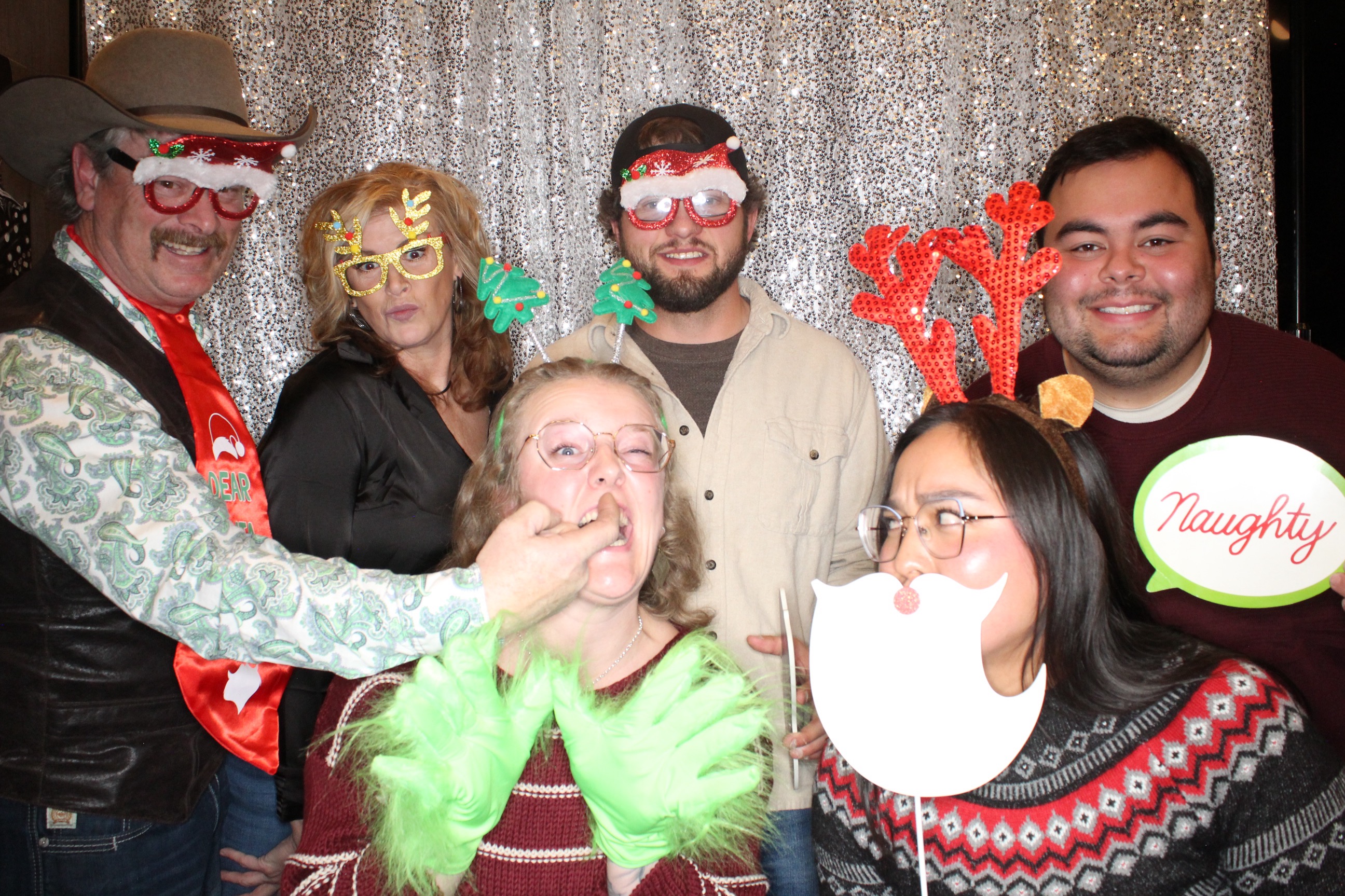 KNLC Christmas Party | View more photos from the event at gallery.photoboothbillings.com/u/PhotoBoothBillings/KNLC-Christmas-Party