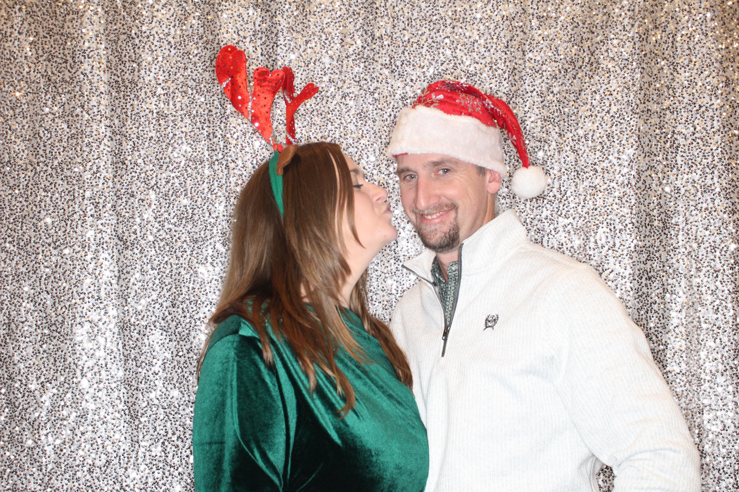 KNLC Christmas Party | View more photos from the event at gallery.photoboothbillings.com/u/PhotoBoothBillings/KNLC-Christmas-Party