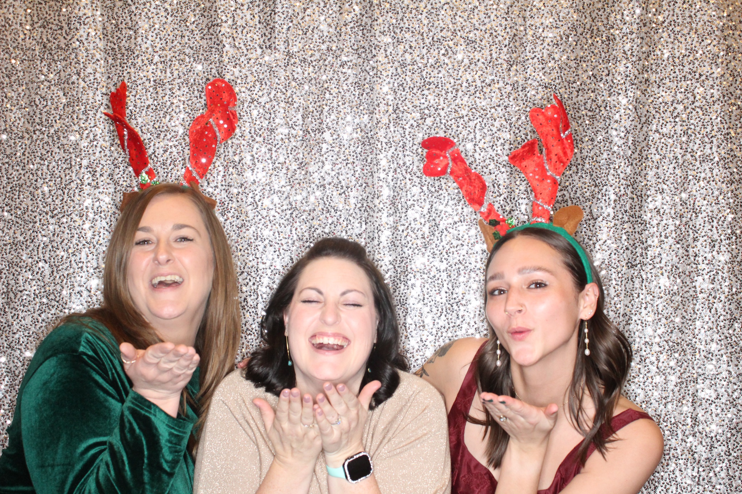 KNLC Christmas Party | View more photos from the event at gallery.photoboothbillings.com/u/PhotoBoothBillings/KNLC-Christmas-Party