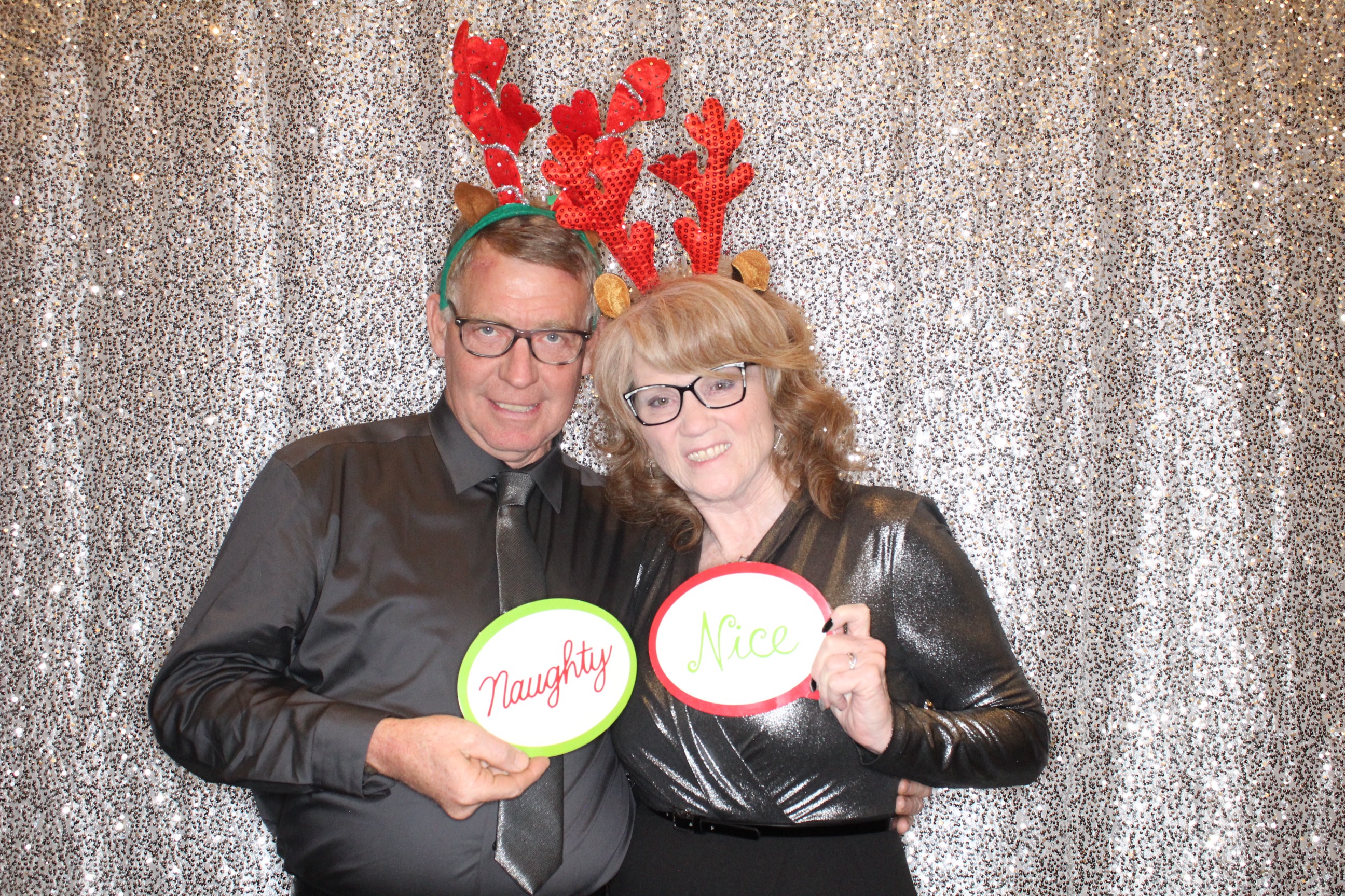 KNLC Christmas Party | View more photos from the event at gallery.photoboothbillings.com/u/PhotoBoothBillings/KNLC-Christmas-Party