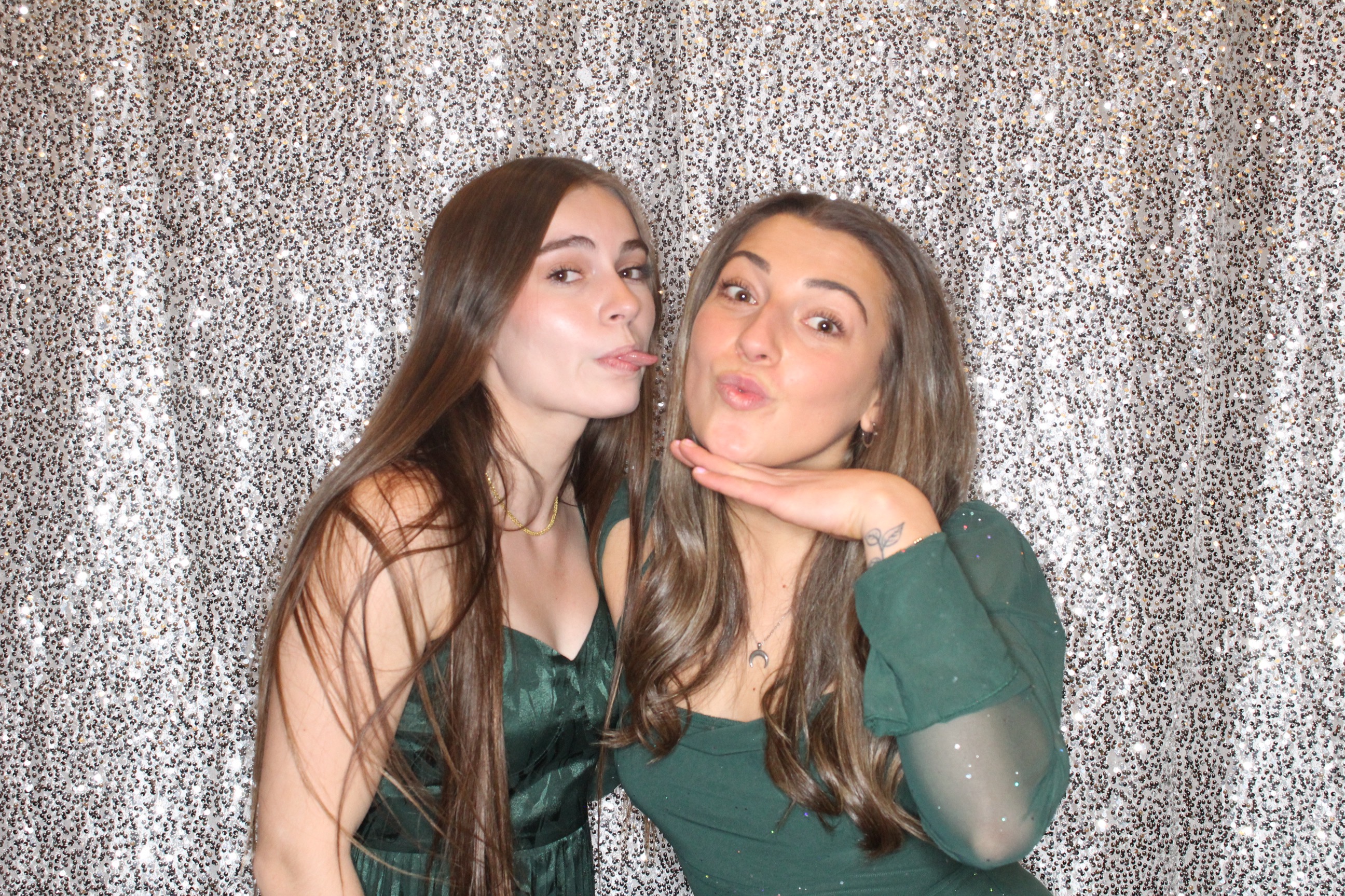 KNLC Christmas Party | View more photos from the event at gallery.photoboothbillings.com/u/PhotoBoothBillings/KNLC-Christmas-Party