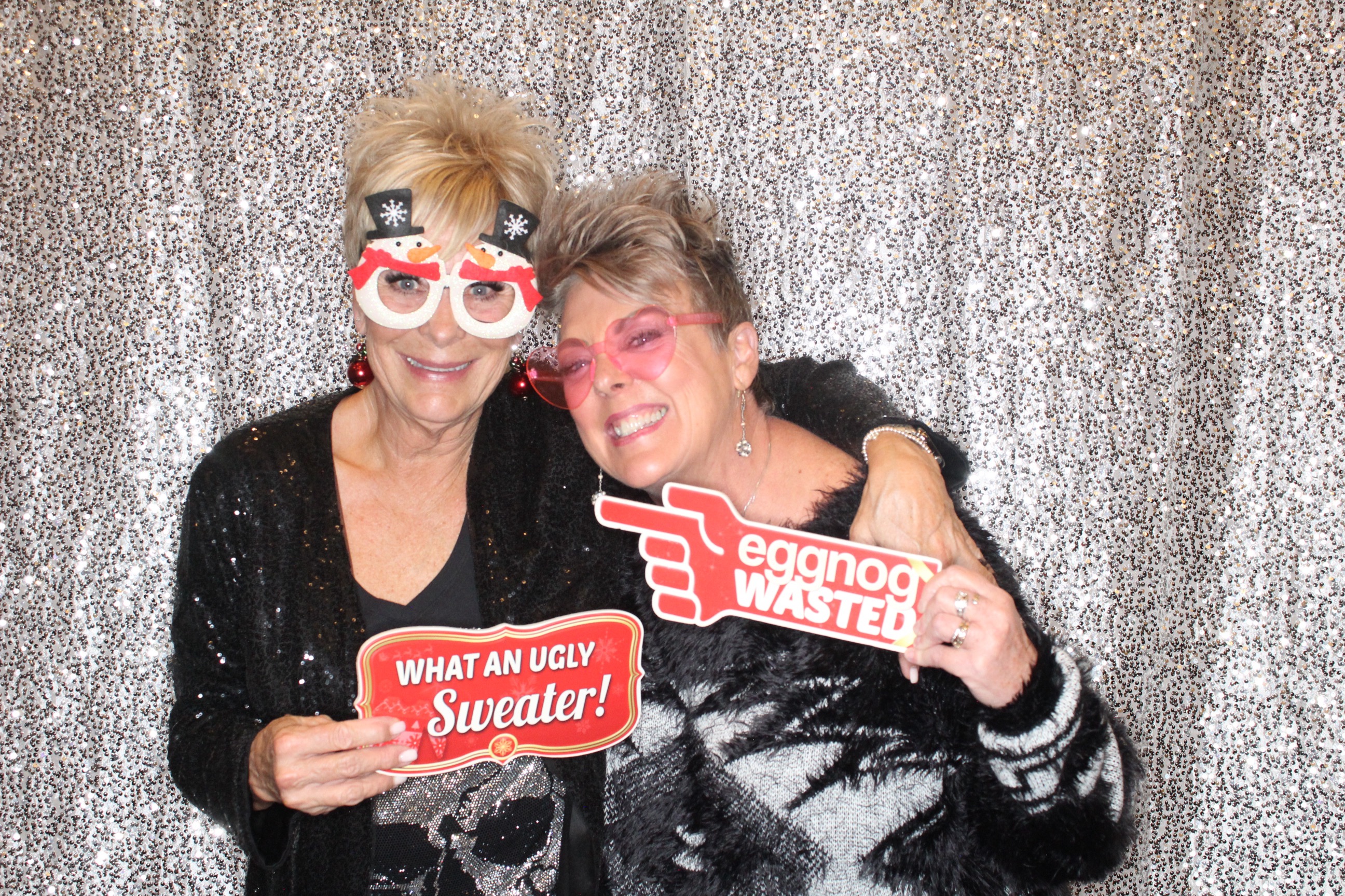 KNLC Christmas Party | View more photos from the event at gallery.photoboothbillings.com/u/PhotoBoothBillings/KNLC-Christmas-Party