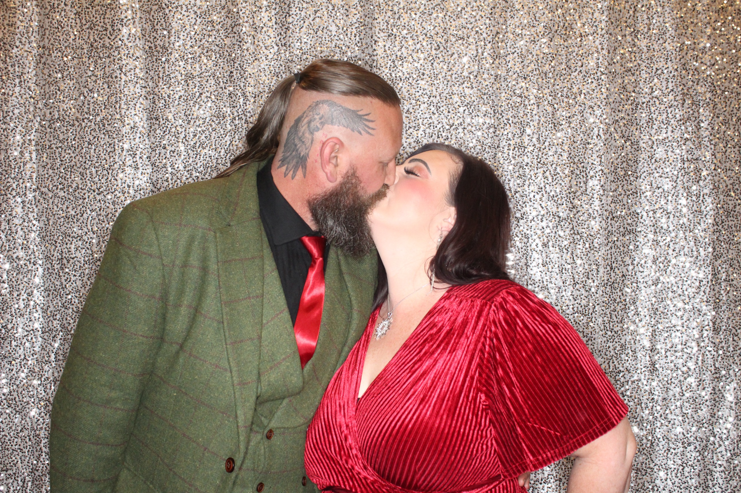 KNLC Christmas Party | View more photos from the event at gallery.photoboothbillings.com/u/PhotoBoothBillings/KNLC-Christmas-Party