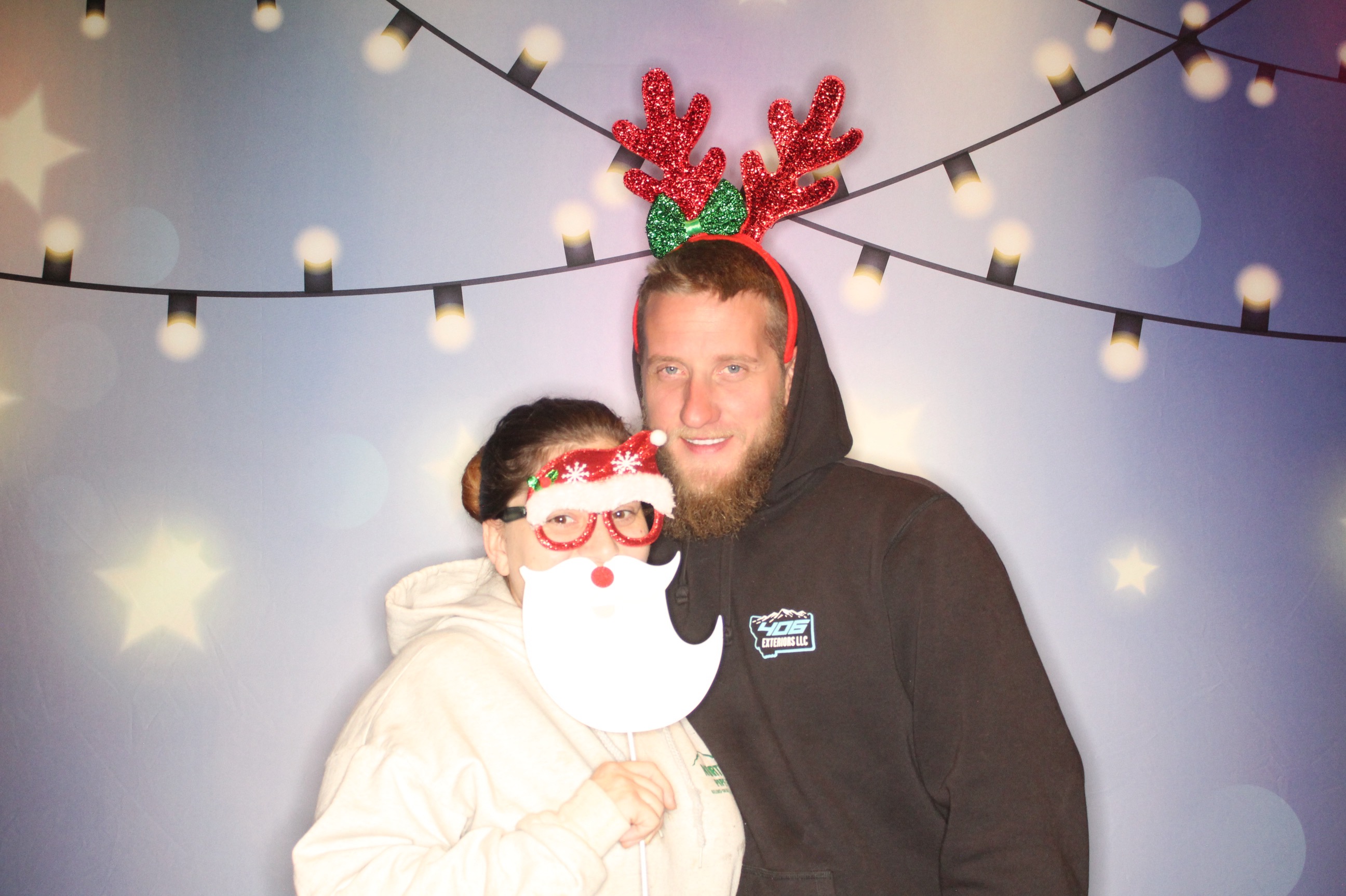 Masterlube Holiday Party | View more photos from the event at gallery.photoboothbillings.com/u/PhotoBoothBillings/Masterlube-Holiday-Party