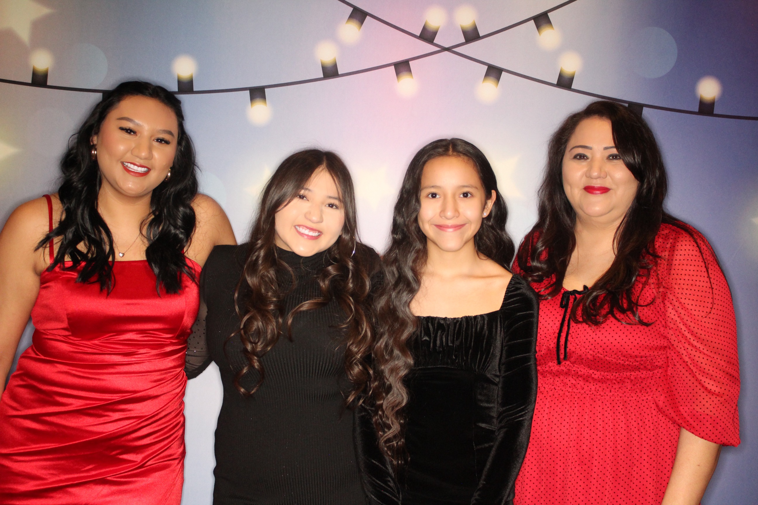 Masterlube Holiday Party | View more photos from the event at gallery.photoboothbillings.com/u/PhotoBoothBillings/Masterlube-Holiday-Party