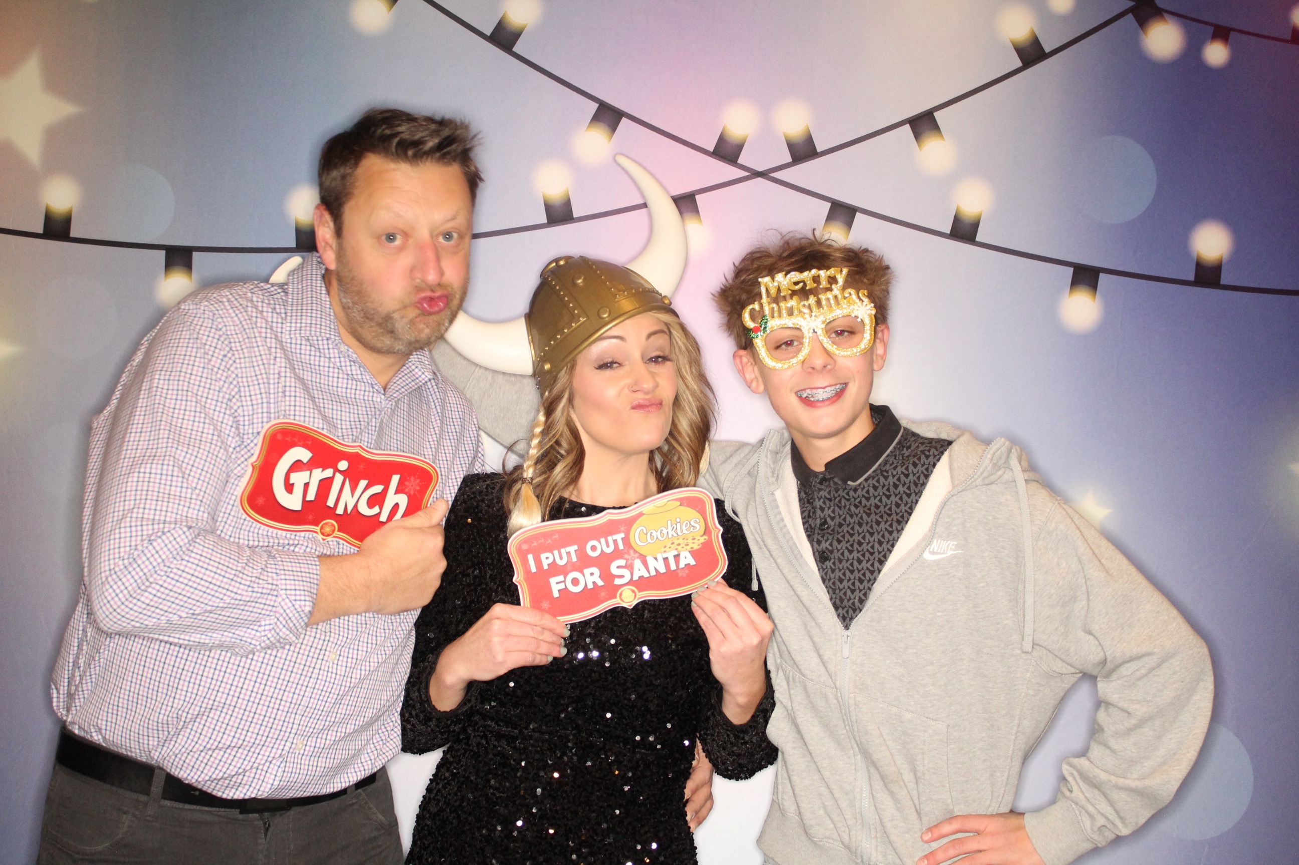 Masterlube Holiday Party | View more photos from the event at gallery.photoboothbillings.com/u/PhotoBoothBillings/Masterlube-Holiday-Party