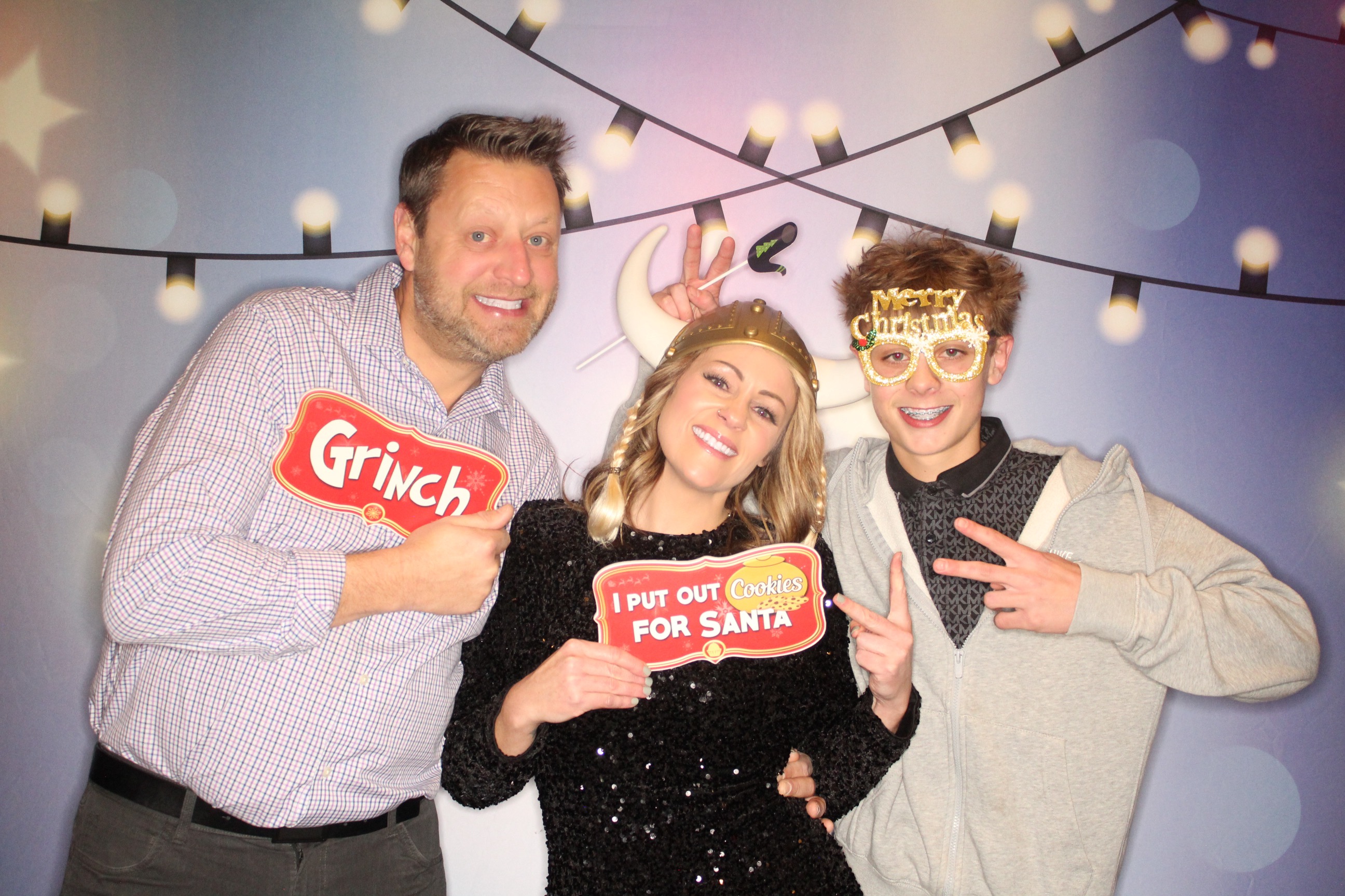 Masterlube Holiday Party | View more photos from the event at gallery.photoboothbillings.com/u/PhotoBoothBillings/Masterlube-Holiday-Party