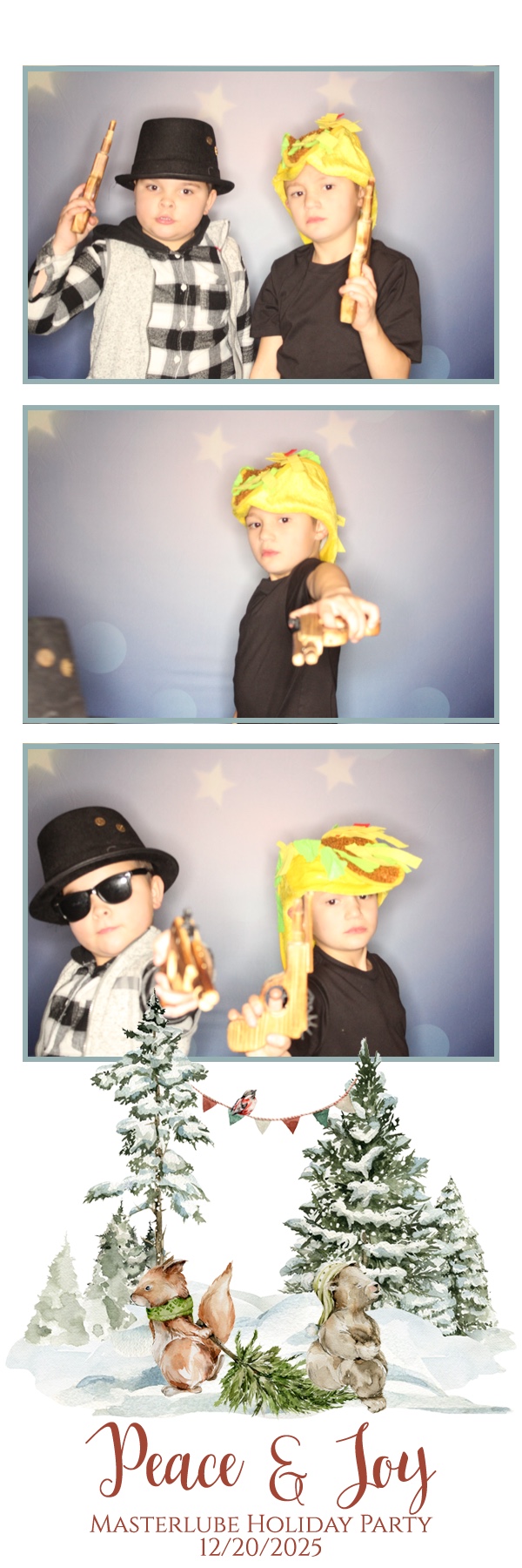 Masterlube Holiday Party | View more photos from the event at gallery.photoboothbillings.com/u/PhotoBoothBillings/Masterlube-Holiday-Party