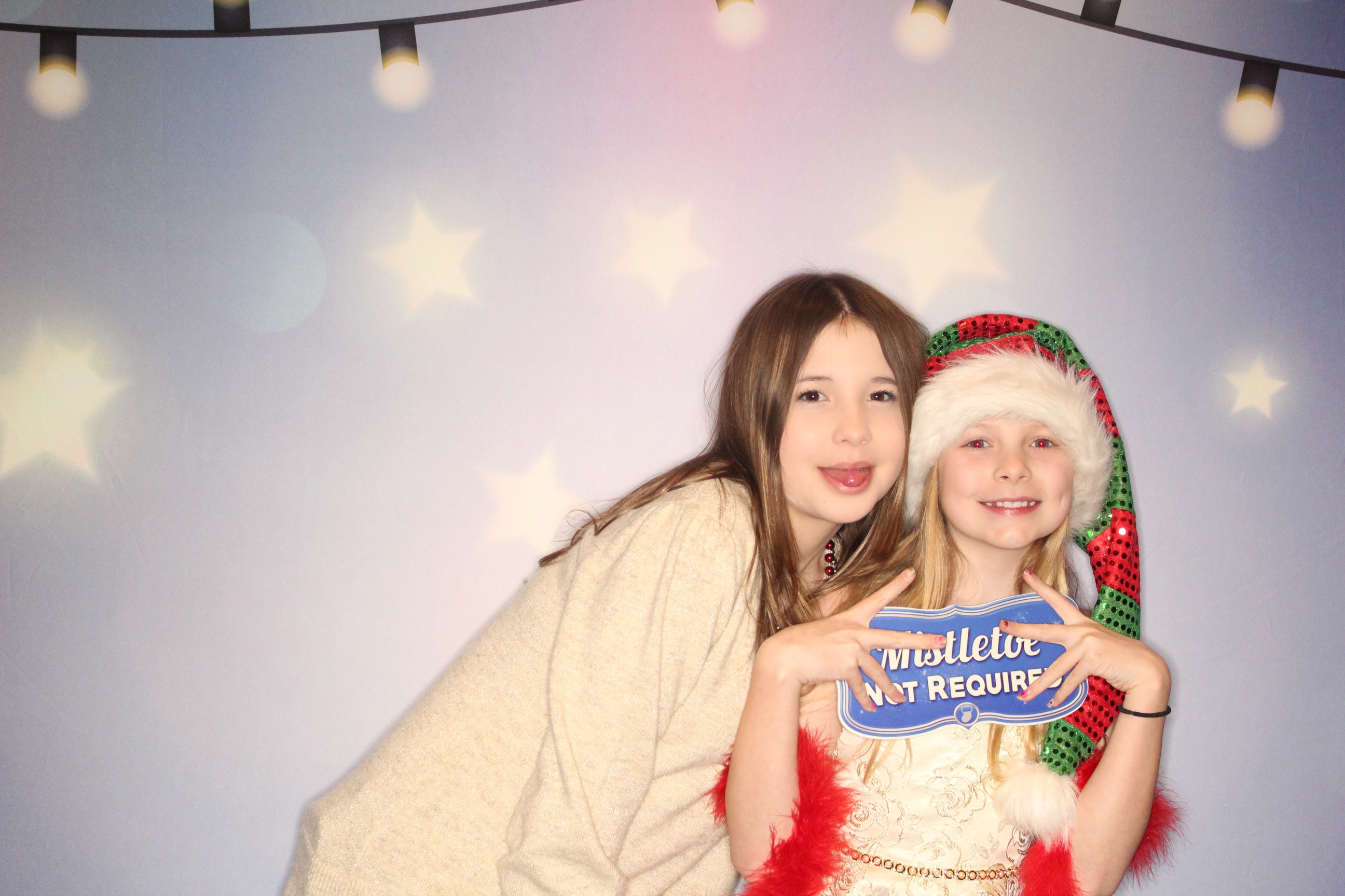 Masterlube Holiday Party | View more photos from the event at gallery.photoboothbillings.com/u/PhotoBoothBillings/Masterlube-Holiday-Party