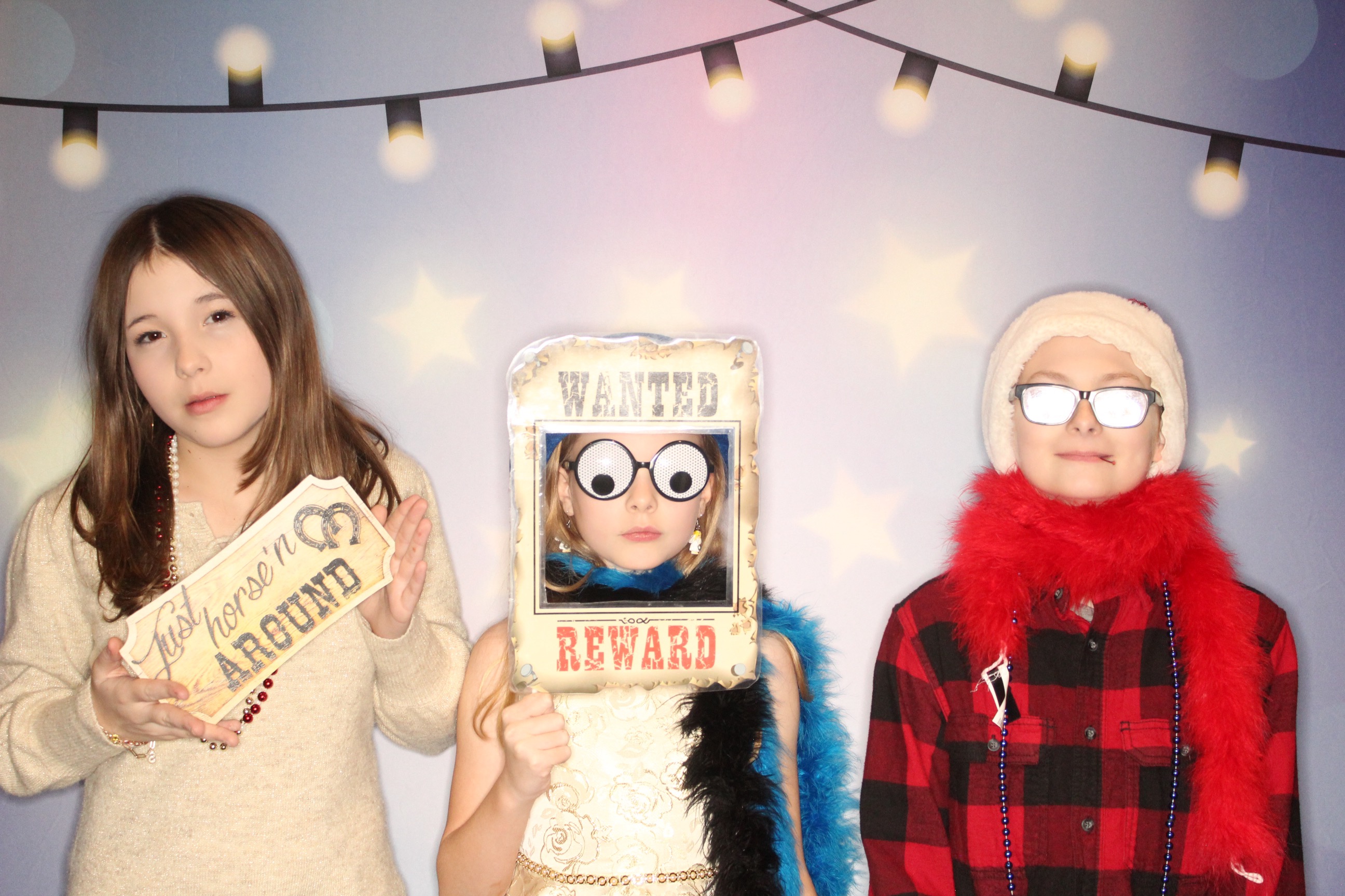 Masterlube Holiday Party | View more photos from the event at gallery.photoboothbillings.com/u/PhotoBoothBillings/Masterlube-Holiday-Party