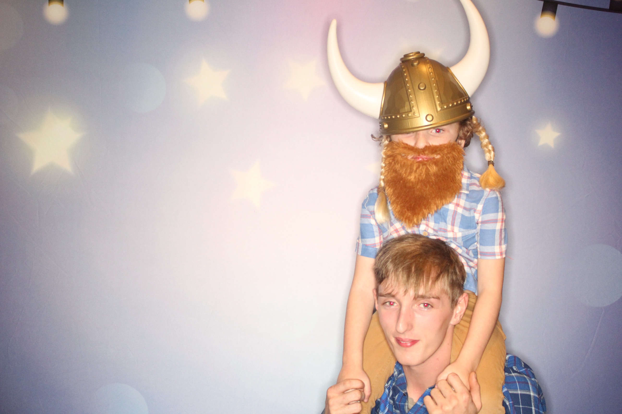 Masterlube Holiday Party | View more photos from the event at gallery.photoboothbillings.com/u/PhotoBoothBillings/Masterlube-Holiday-Party