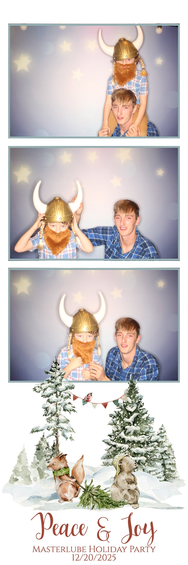 Masterlube Holiday Party | View more photos from the event at gallery.photoboothbillings.com/u/PhotoBoothBillings/Masterlube-Holiday-Party