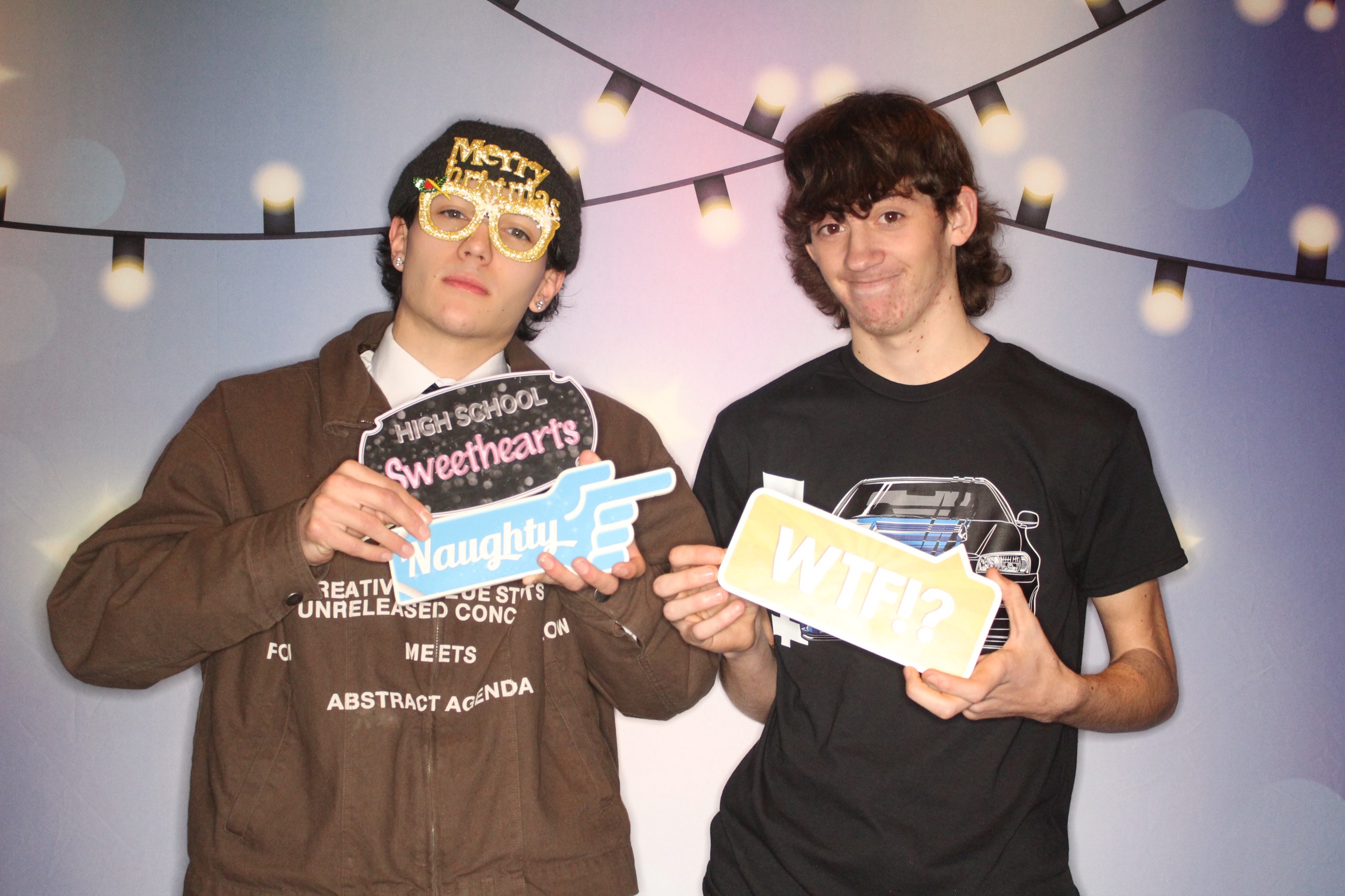 Masterlube Holiday Party | View more photos from the event at gallery.photoboothbillings.com/u/PhotoBoothBillings/Masterlube-Holiday-Party