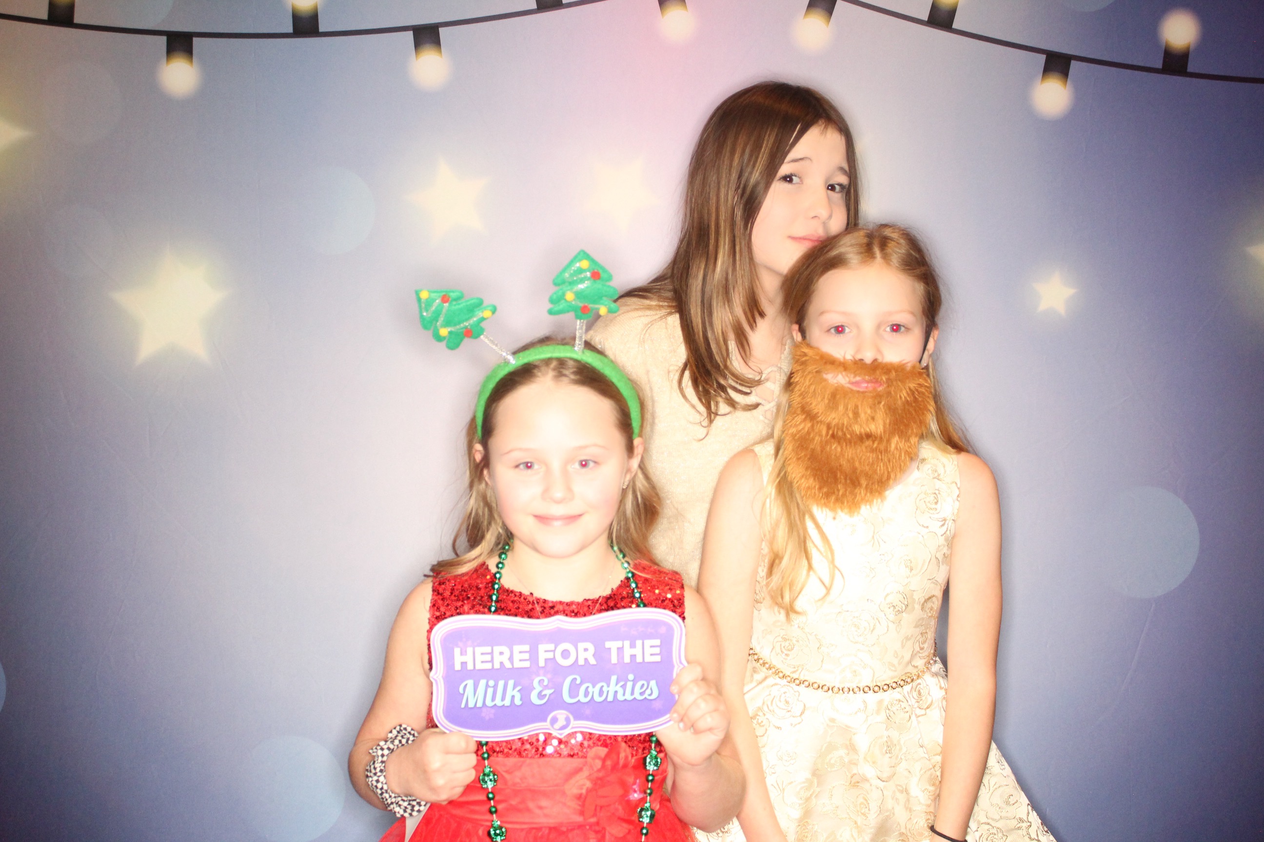 Masterlube Holiday Party | View more photos from the event at gallery.photoboothbillings.com/u/PhotoBoothBillings/Masterlube-Holiday-Party