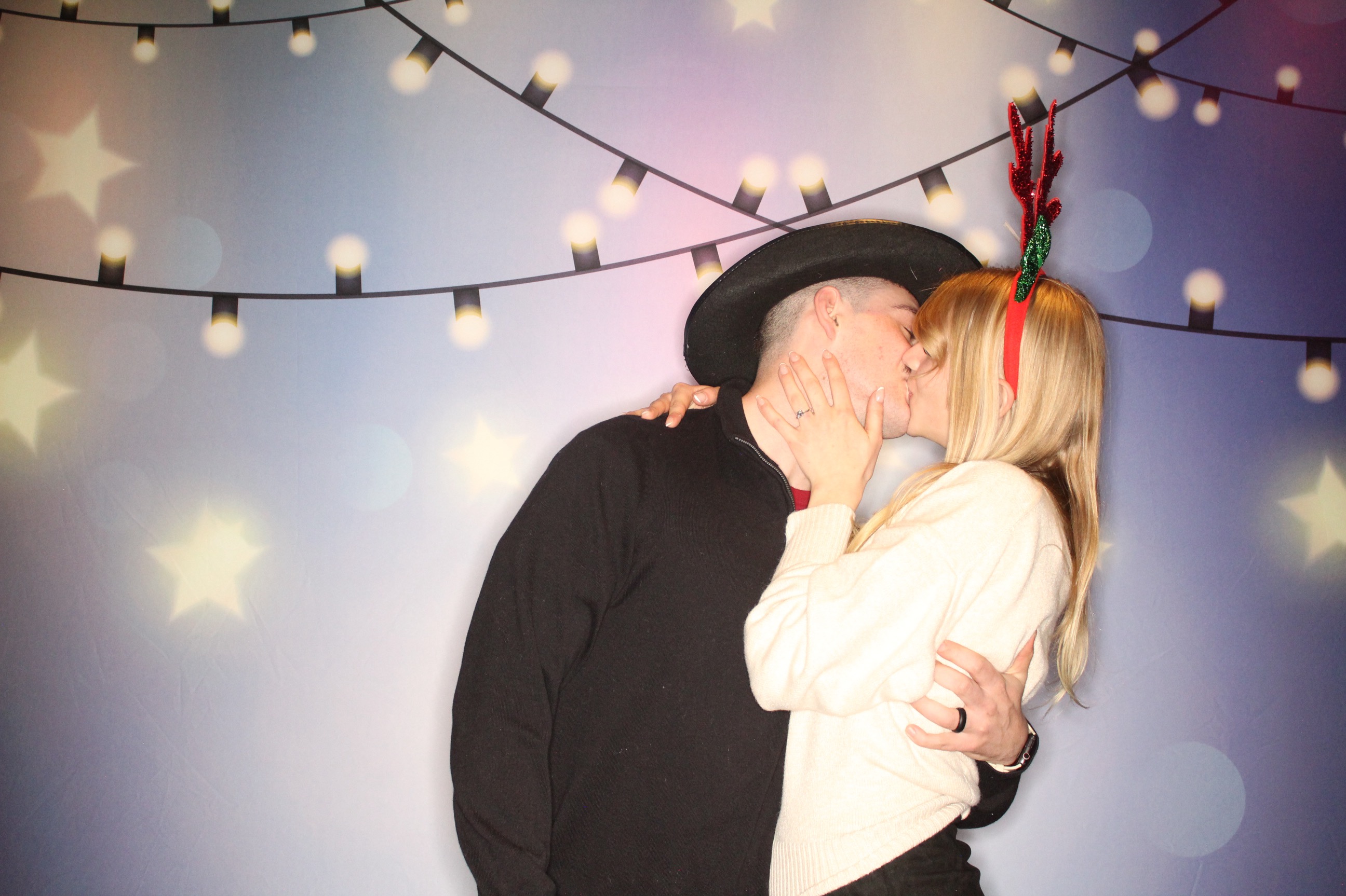 Masterlube Holiday Party | View more photos from the event at gallery.photoboothbillings.com/u/PhotoBoothBillings/Masterlube-Holiday-Party