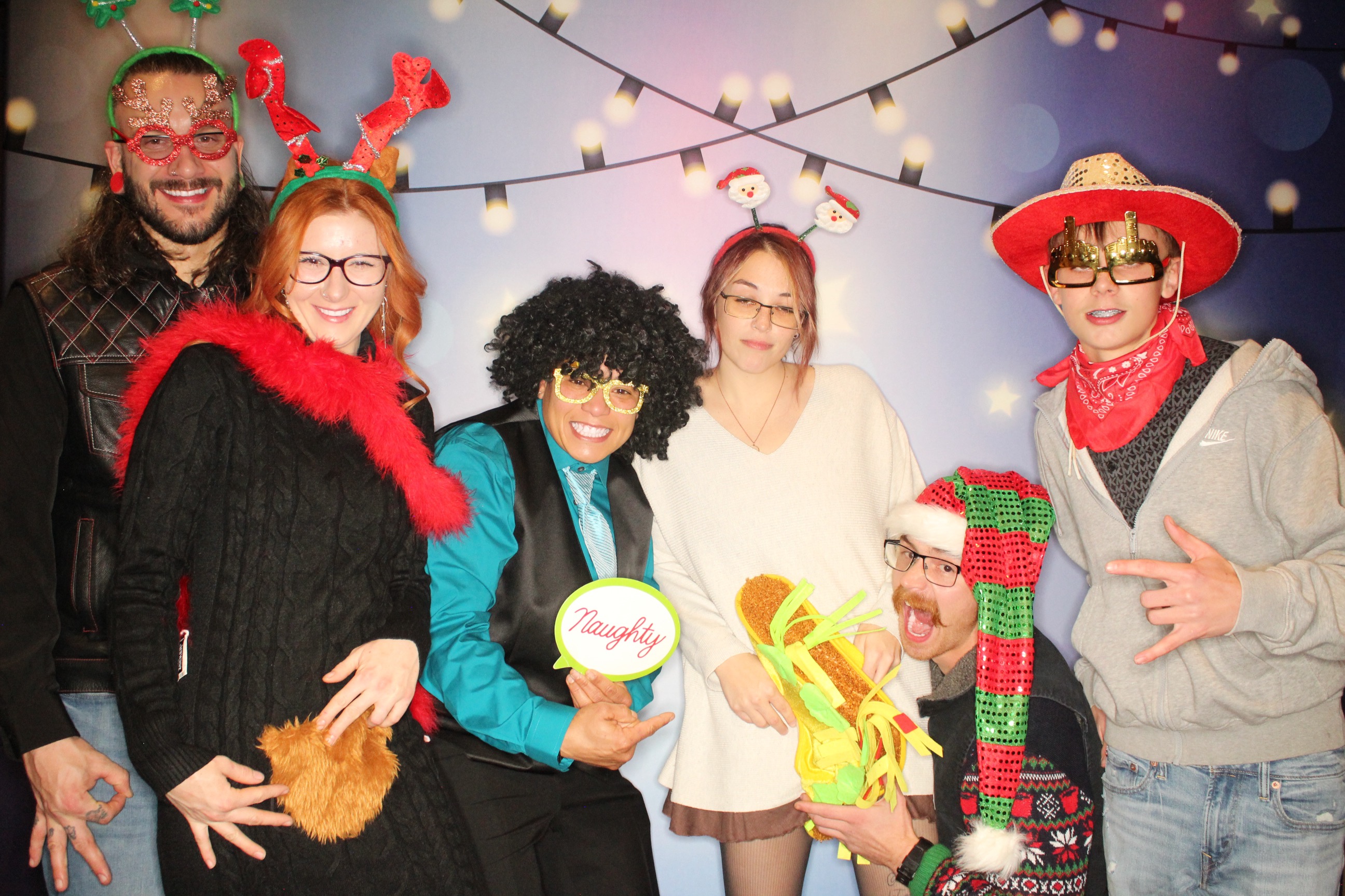 Masterlube Holiday Party | View more photos from the event at gallery.photoboothbillings.com/u/PhotoBoothBillings/Masterlube-Holiday-Party