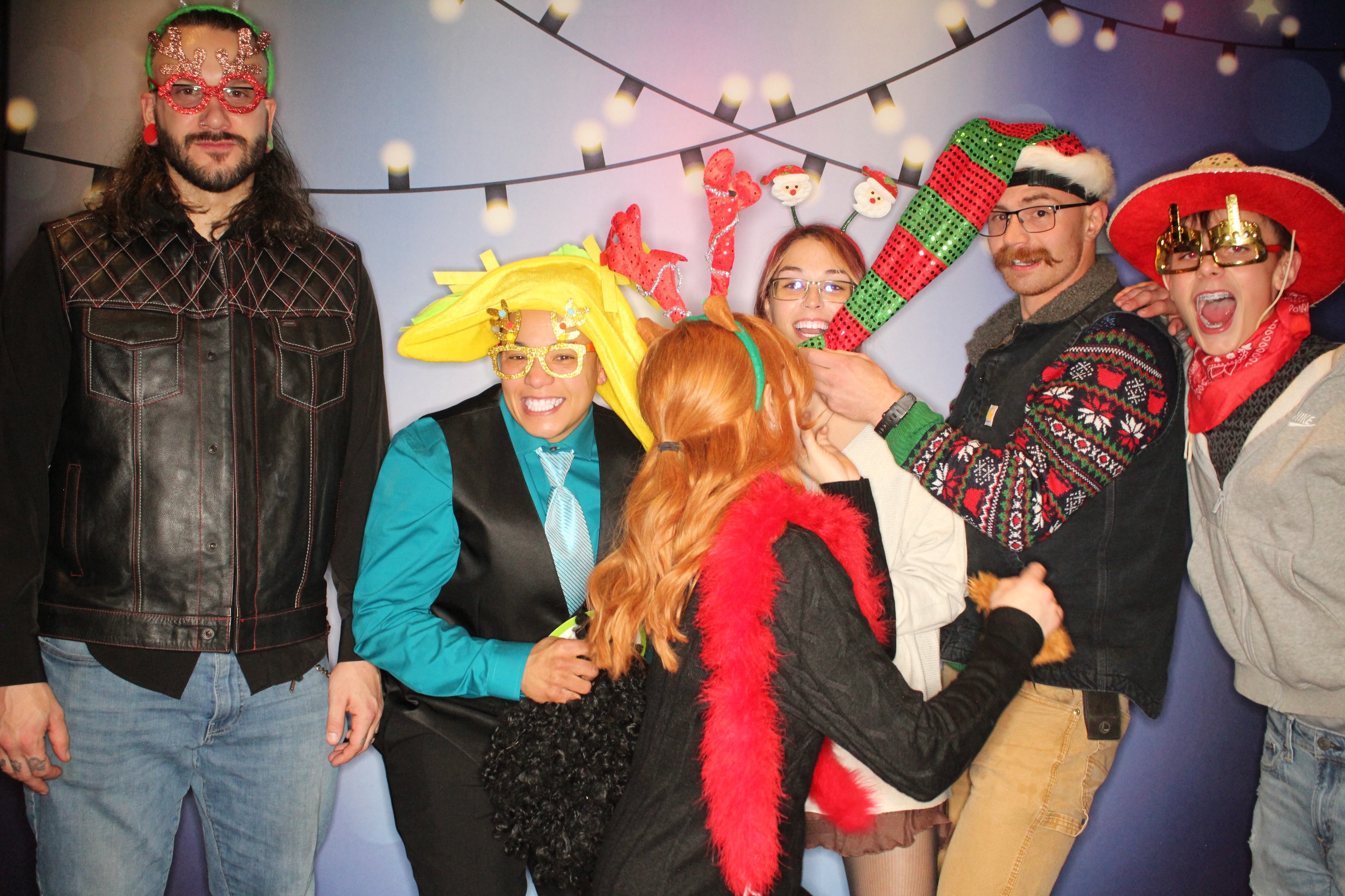 Masterlube Holiday Party | View more photos from the event at gallery.photoboothbillings.com/u/PhotoBoothBillings/Masterlube-Holiday-Party