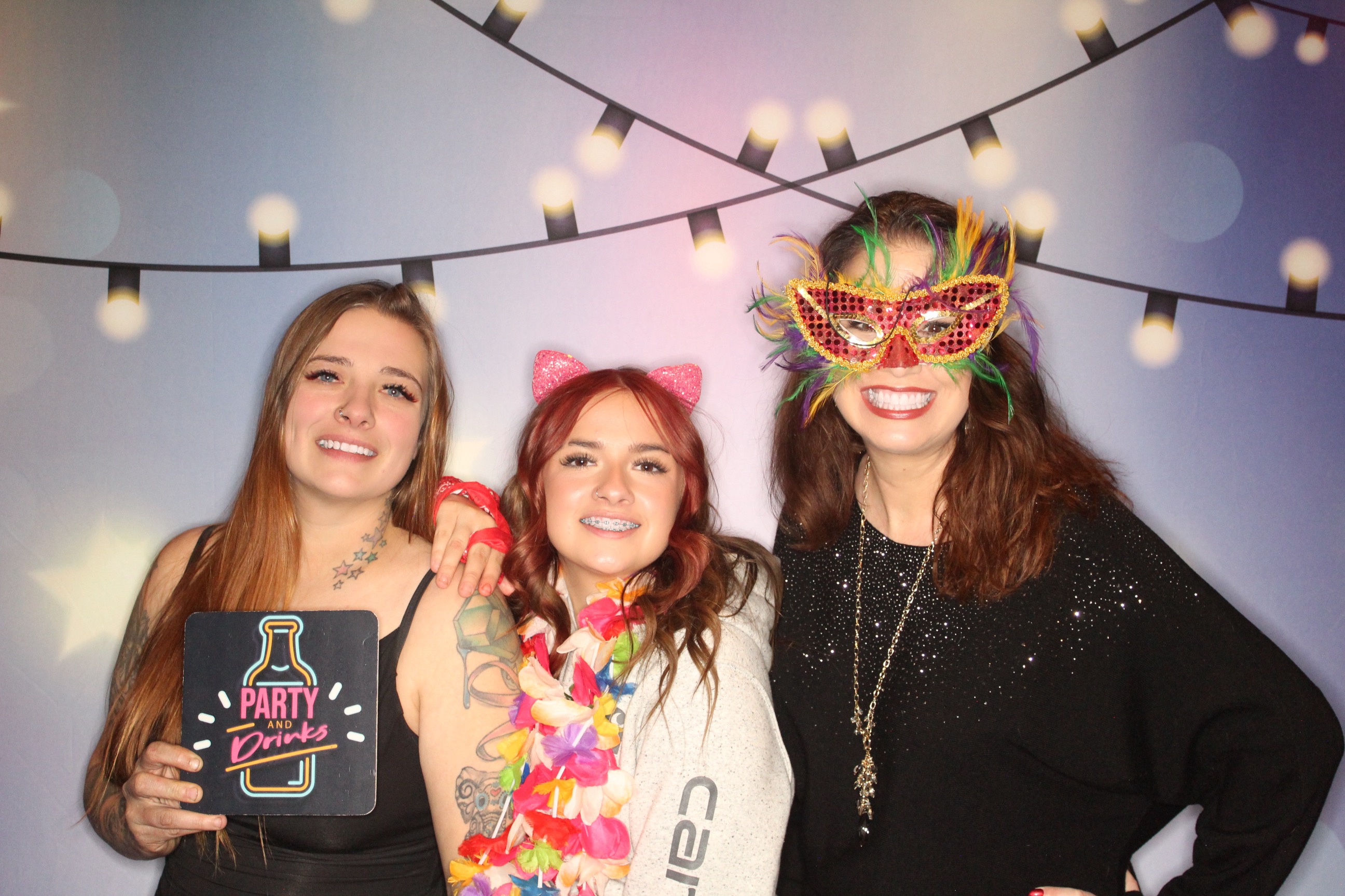 Masterlube Holiday Party | View more photos from the event at gallery.photoboothbillings.com/u/PhotoBoothBillings/Masterlube-Holiday-Party