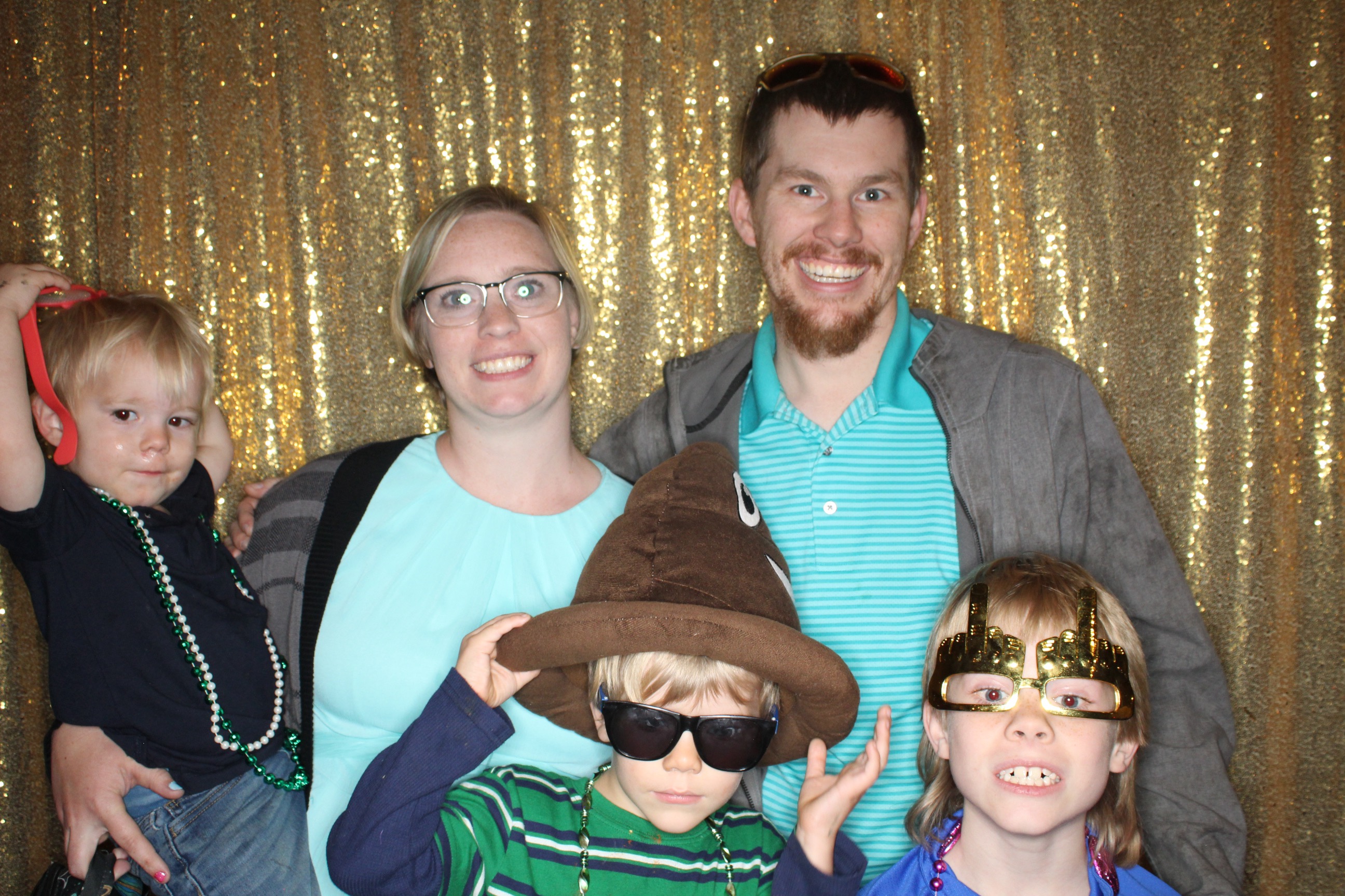 McKenzie and Michael's Wedding | View more photos from the event at gallery.photoboothbillings.com/u/PhotoBoothBillings/McKenzie-and-Michaels-Wedding