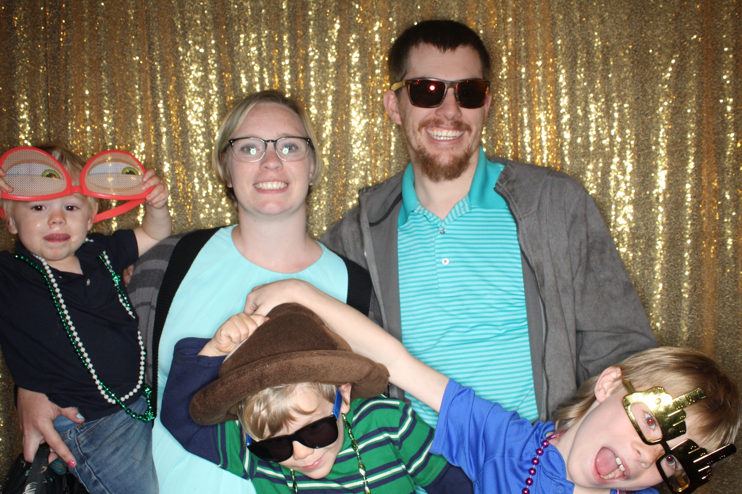 McKenzie and Michael's Wedding | View more photos from the event at gallery.photoboothbillings.com/u/PhotoBoothBillings/McKenzie-and-Michaels-Wedding