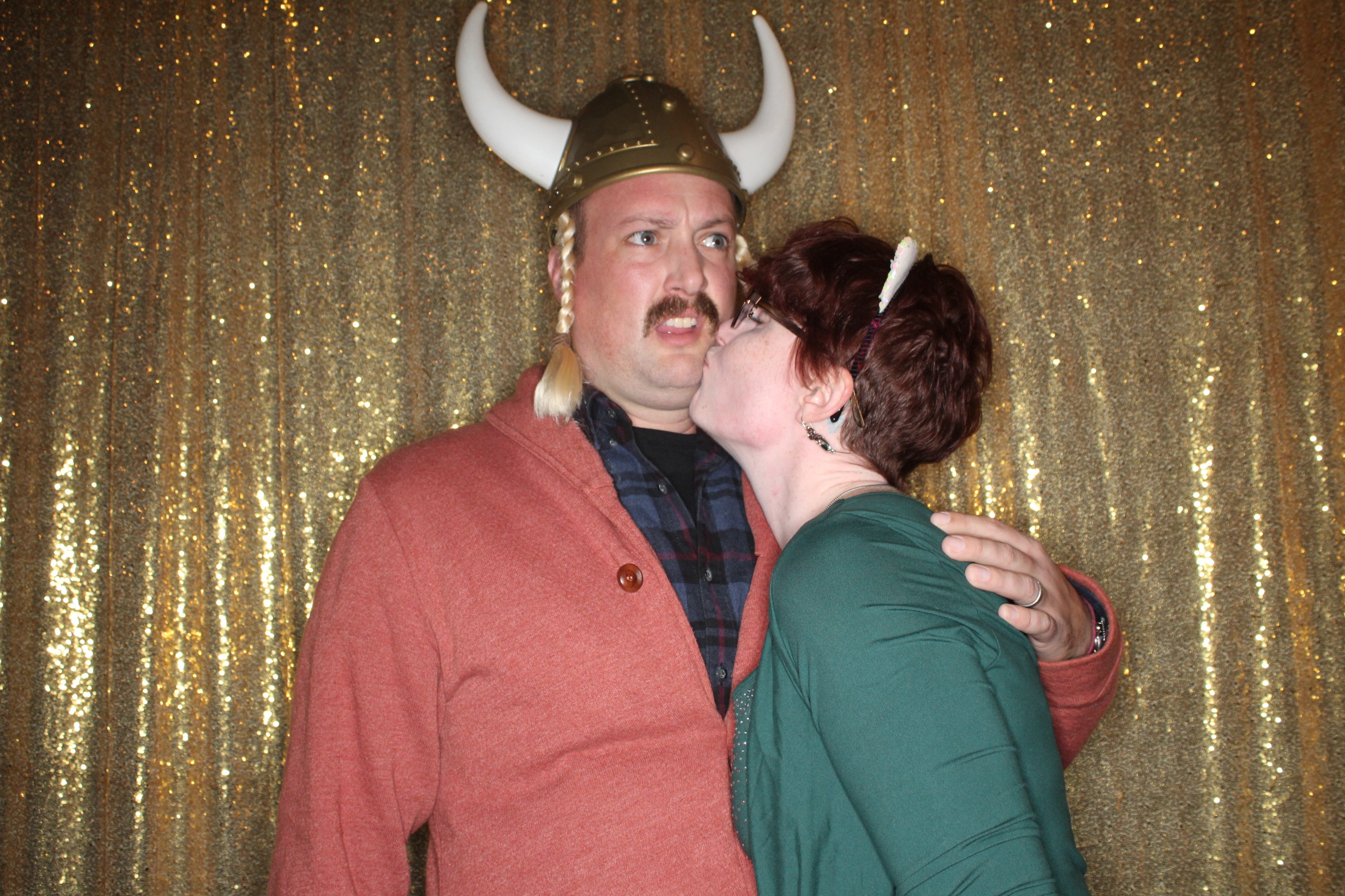 McKenzie and Michael's Wedding | View more photos from the event at gallery.photoboothbillings.com/u/PhotoBoothBillings/McKenzie-and-Michaels-Wedding