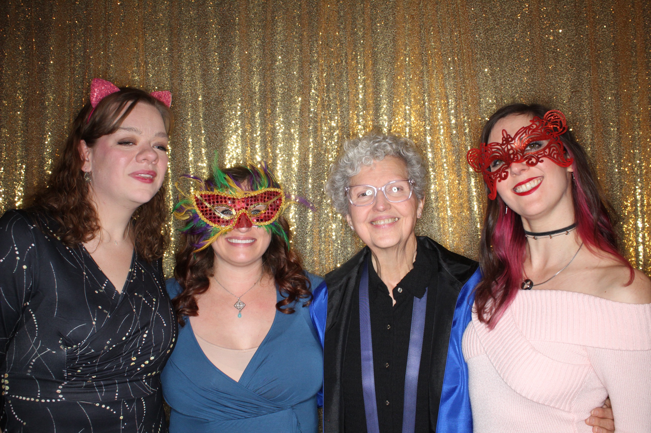 McKenzie and Michael's Wedding | View more photos from the event at gallery.photoboothbillings.com/u/PhotoBoothBillings/McKenzie-and-Michaels-Wedding