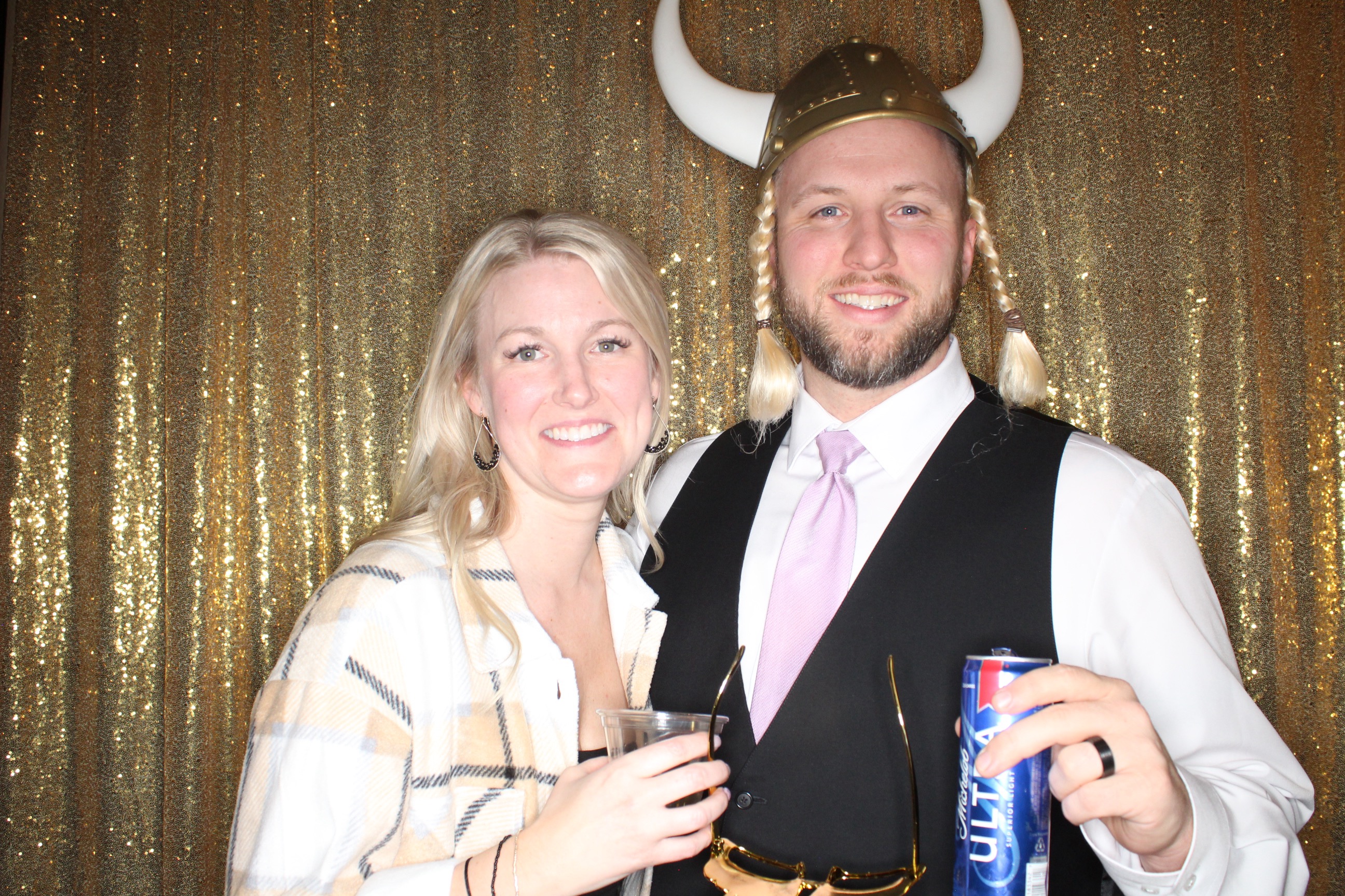 McKenzie and Michael's Wedding | View more photos from the event at gallery.photoboothbillings.com/u/PhotoBoothBillings/McKenzie-and-Michaels-Wedding