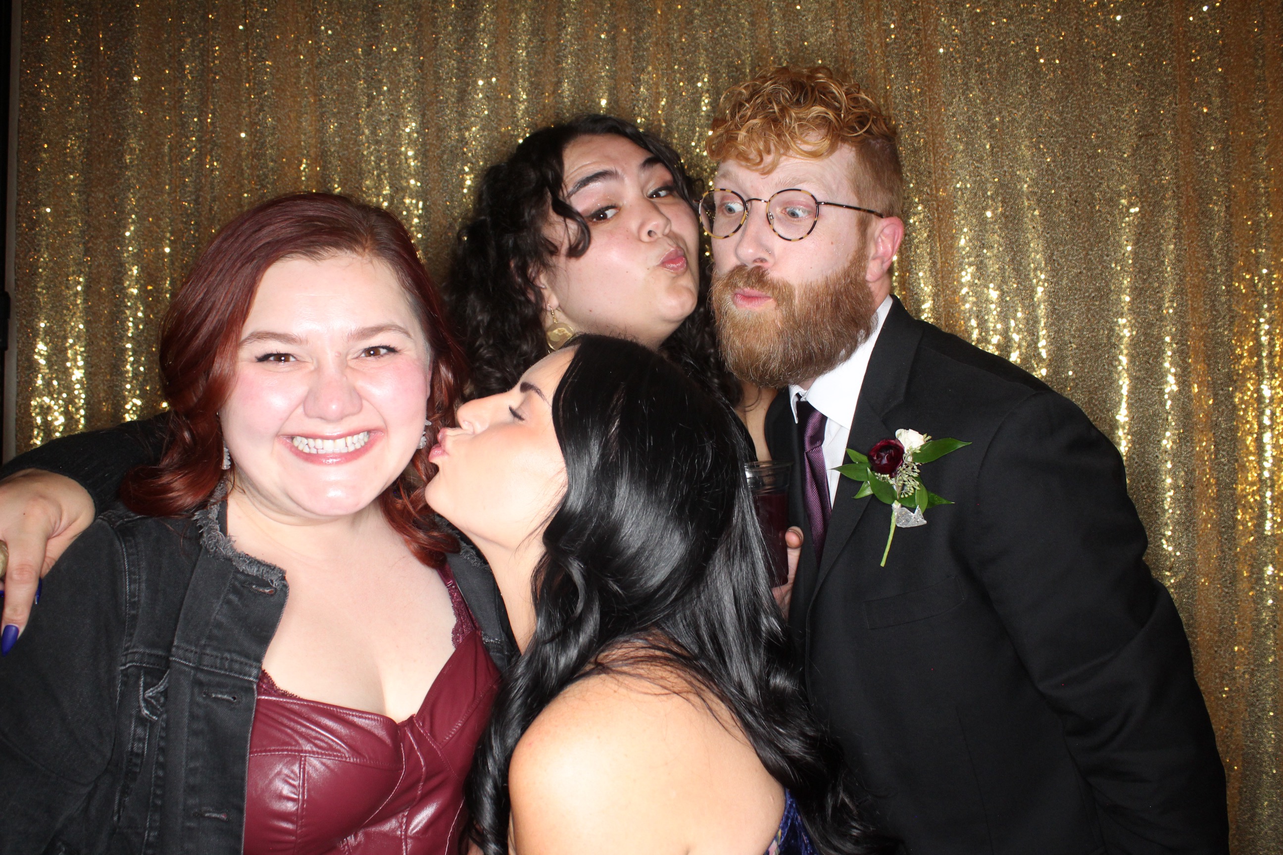 McKenzie and Michael's Wedding | View more photos from the event at gallery.photoboothbillings.com/u/PhotoBoothBillings/McKenzie-and-Michaels-Wedding