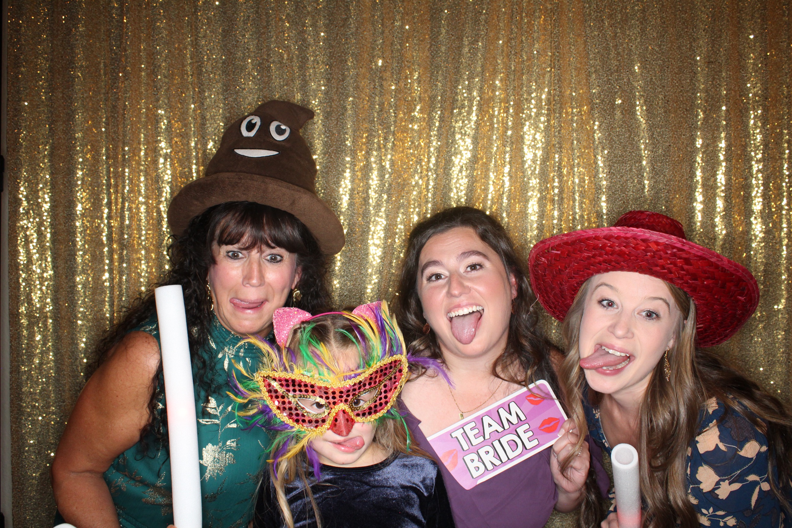 McKenzie and Michael's Wedding | View more photos from the event at gallery.photoboothbillings.com/u/PhotoBoothBillings/McKenzie-and-Michaels-Wedding