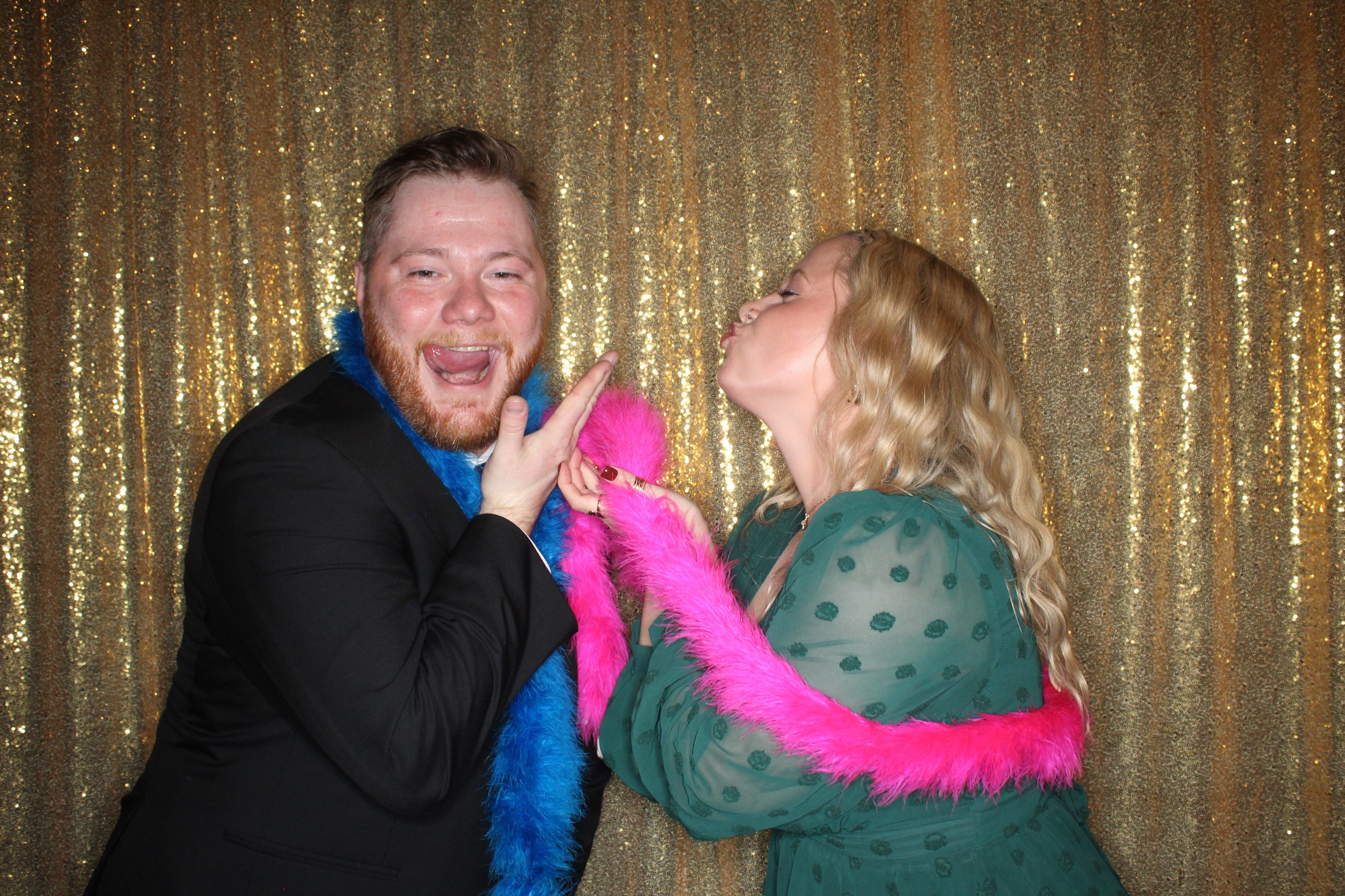 McKenzie and Michael's Wedding | View more photos from the event at gallery.photoboothbillings.com/u/PhotoBoothBillings/McKenzie-and-Michaels-Wedding