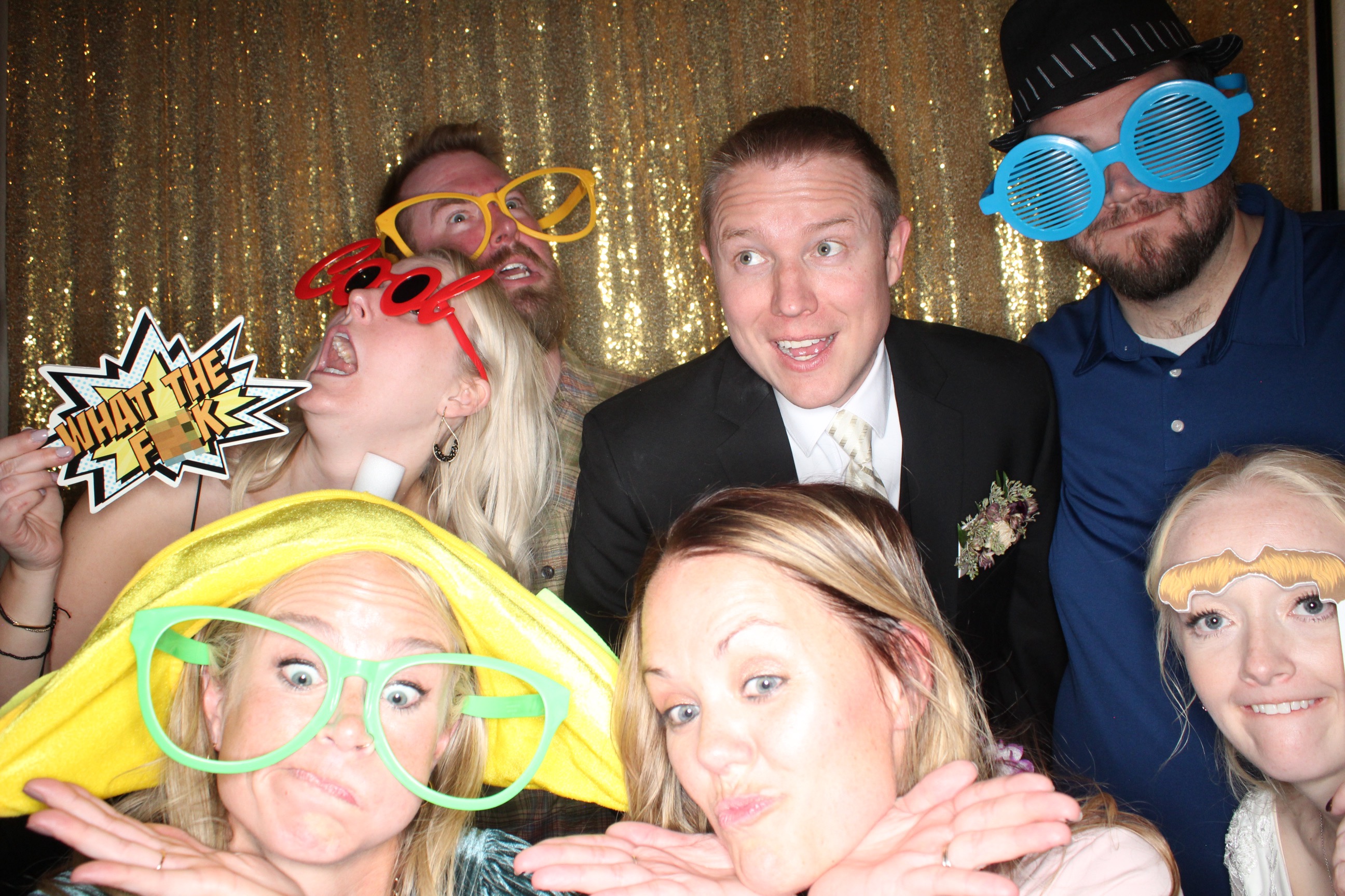 McKenzie and Michael's Wedding | View more photos from the event at gallery.photoboothbillings.com/u/PhotoBoothBillings/McKenzie-and-Michaels-Wedding